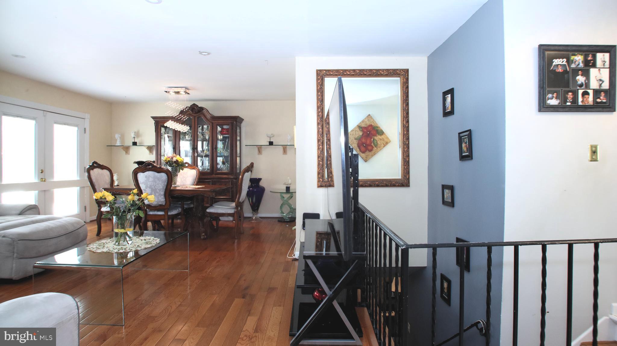 FAIRMONT - Residential