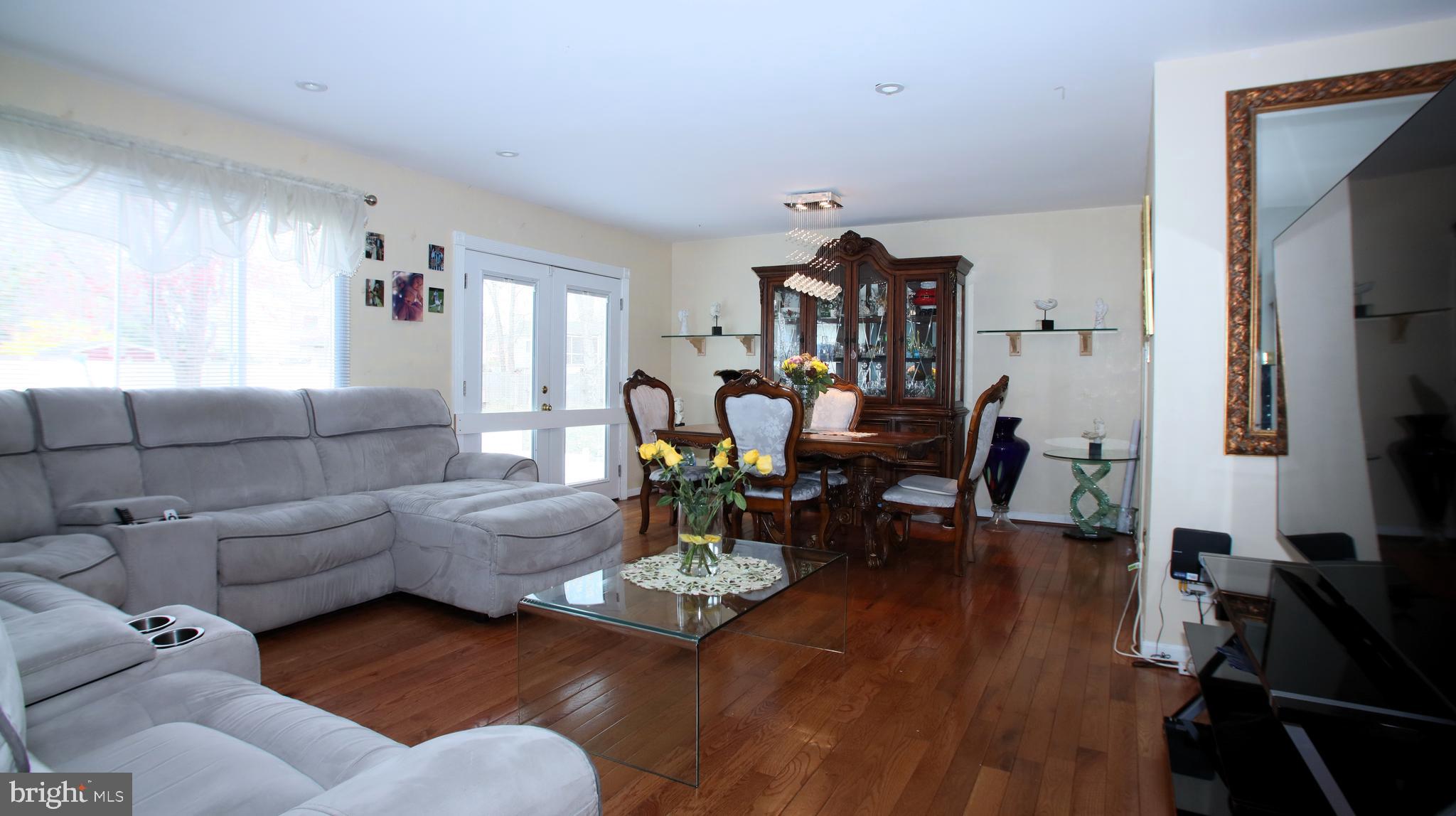 FAIRMONT - Residential