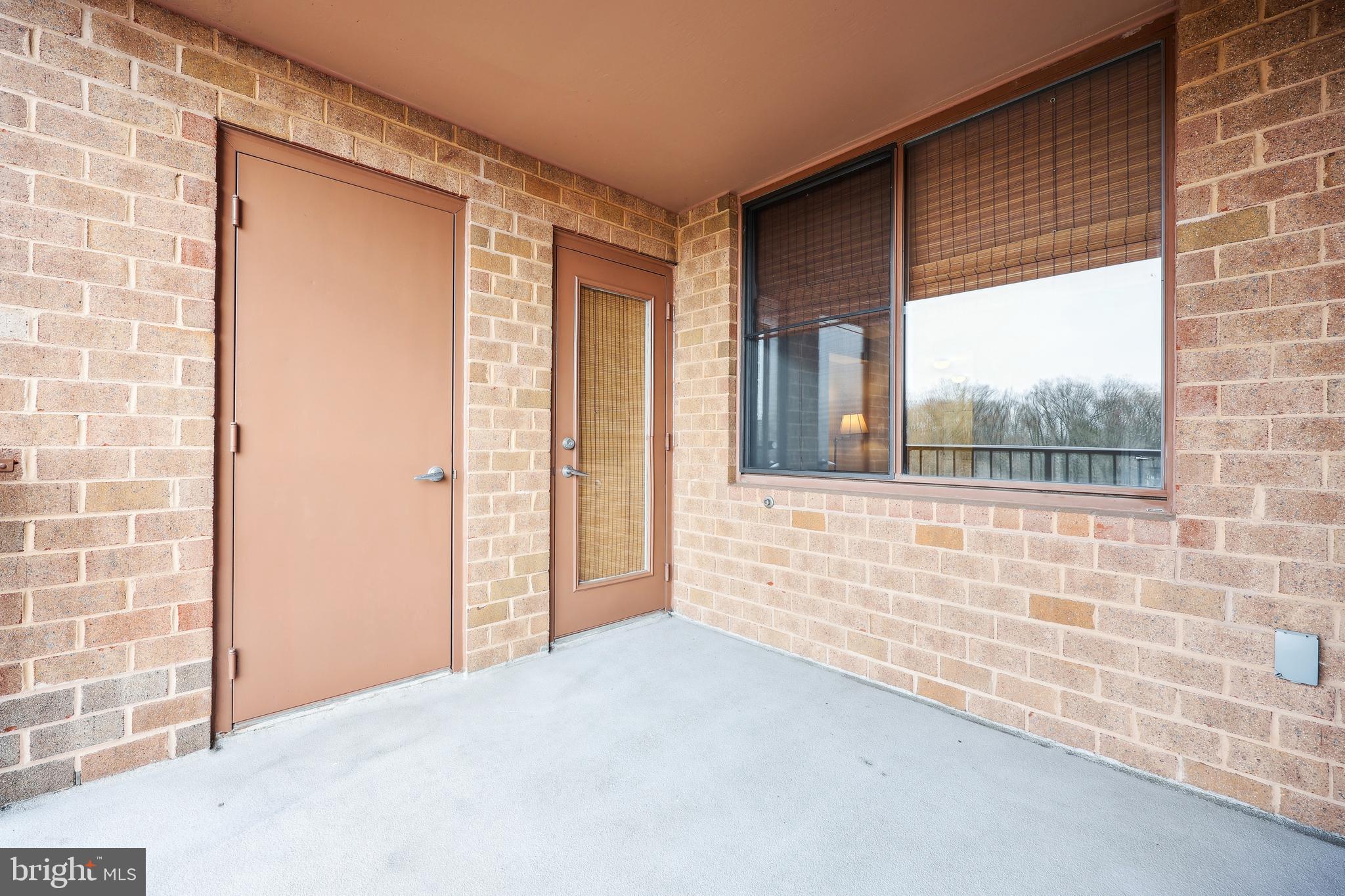 GROSVENOR PARK - Residential Lease