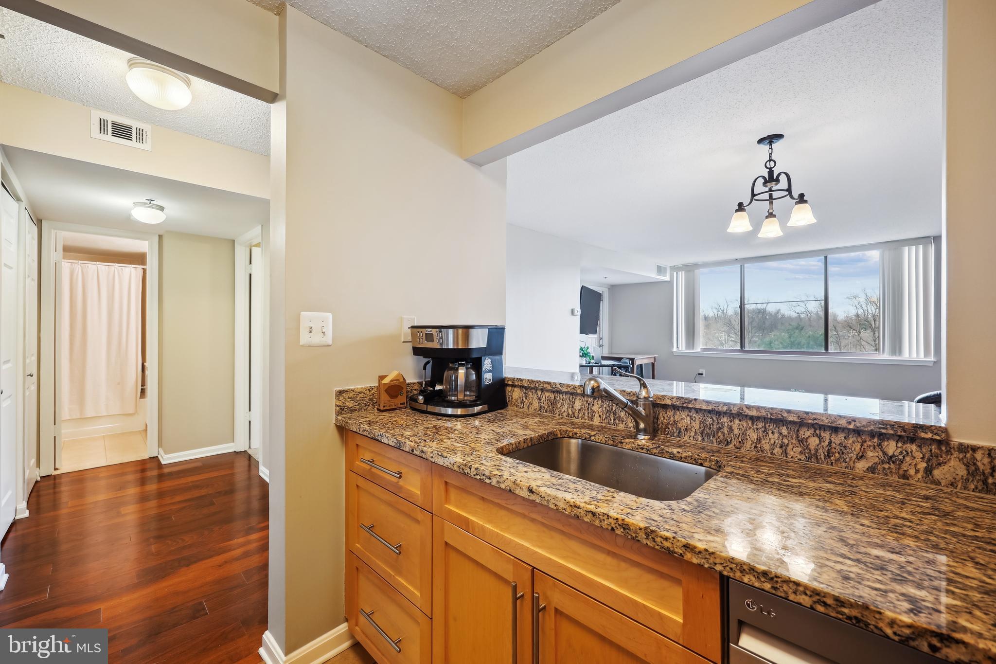 GROSVENOR PARK - Residential Lease