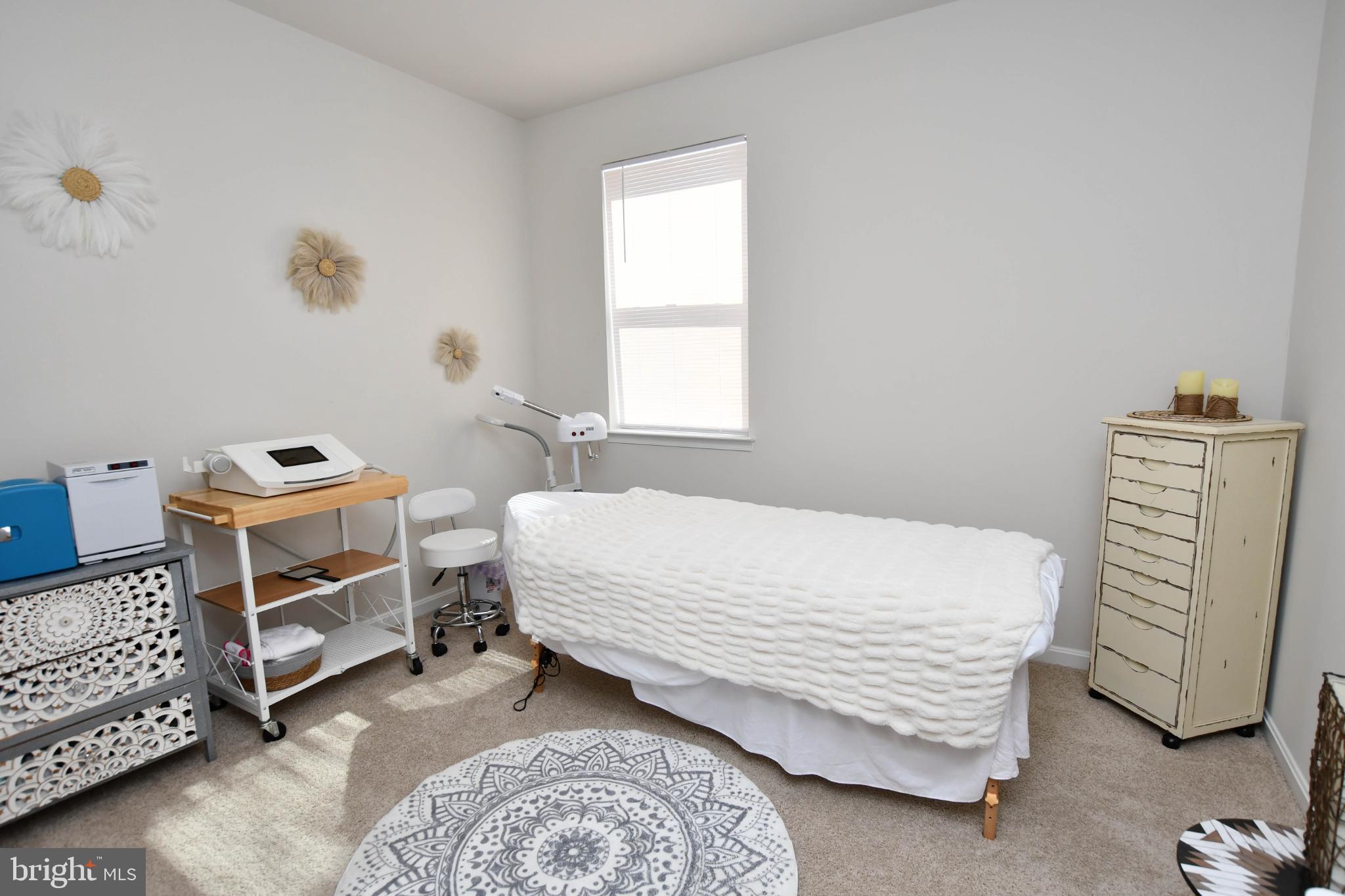 PINE GROVE - Residential