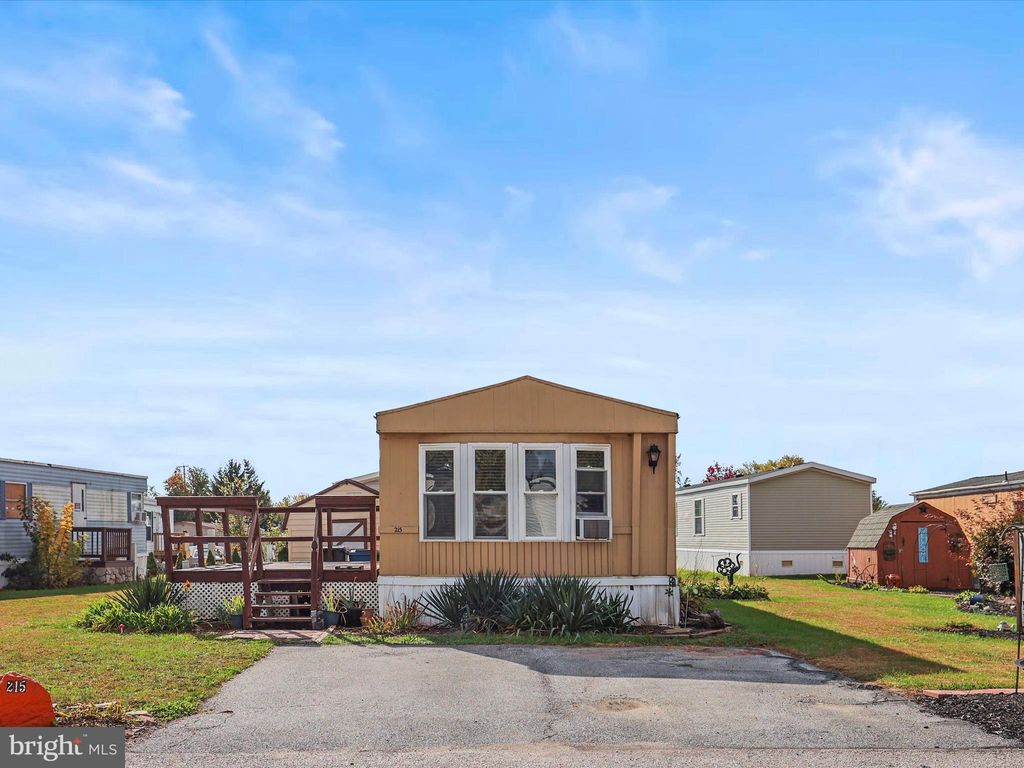 Photo of 215 Chesapeake Estate, THOMASVILLE, PA 17364 (MLS # PAYK2092324)