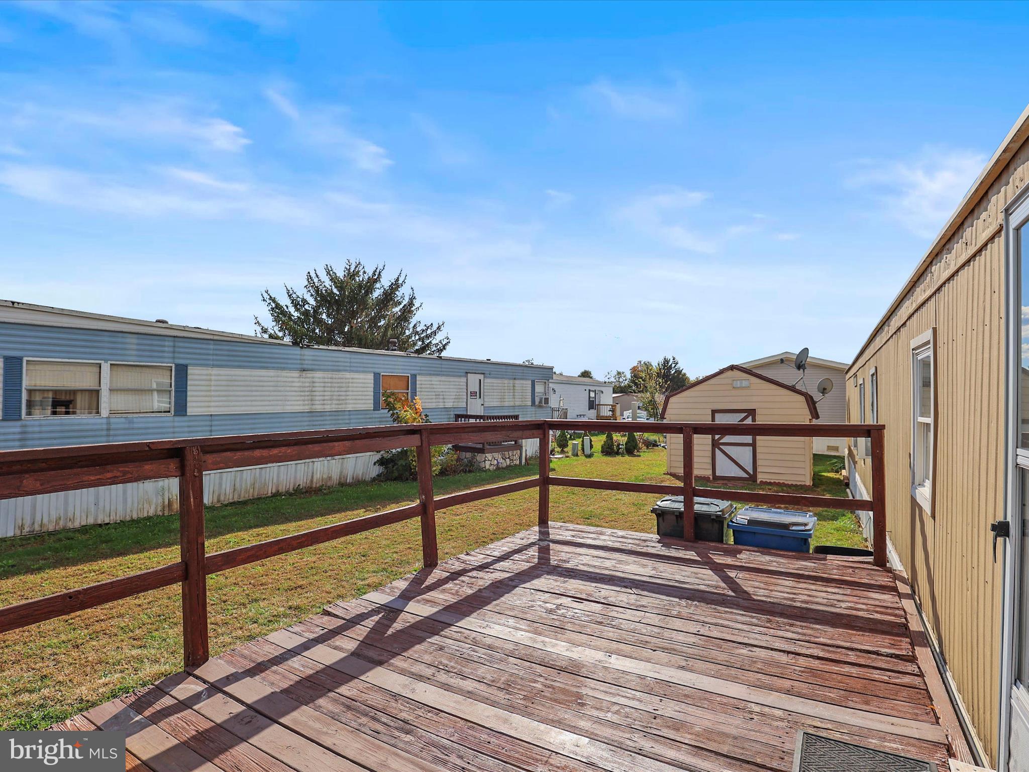 215 CHESAPEAKE ESTATE