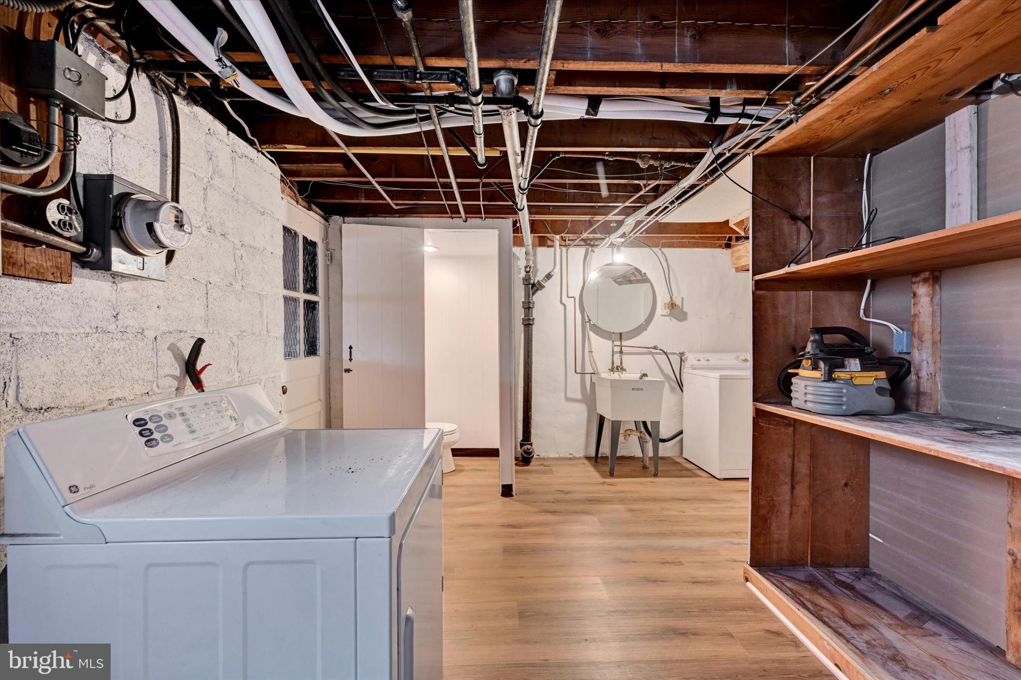 ARLINGTON - Residential