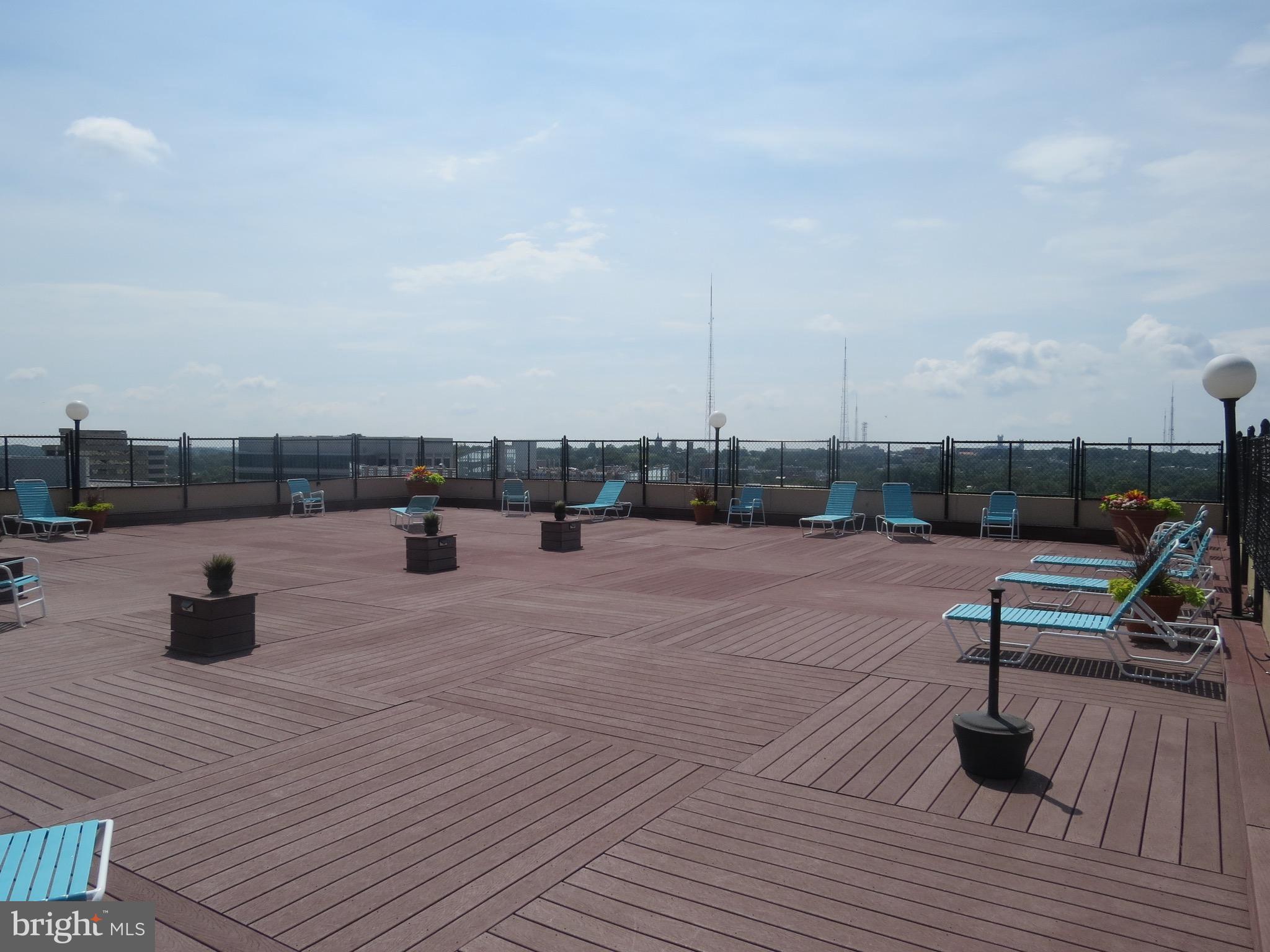 WILLOUGHBY OF CHEVY CHASE - Residential