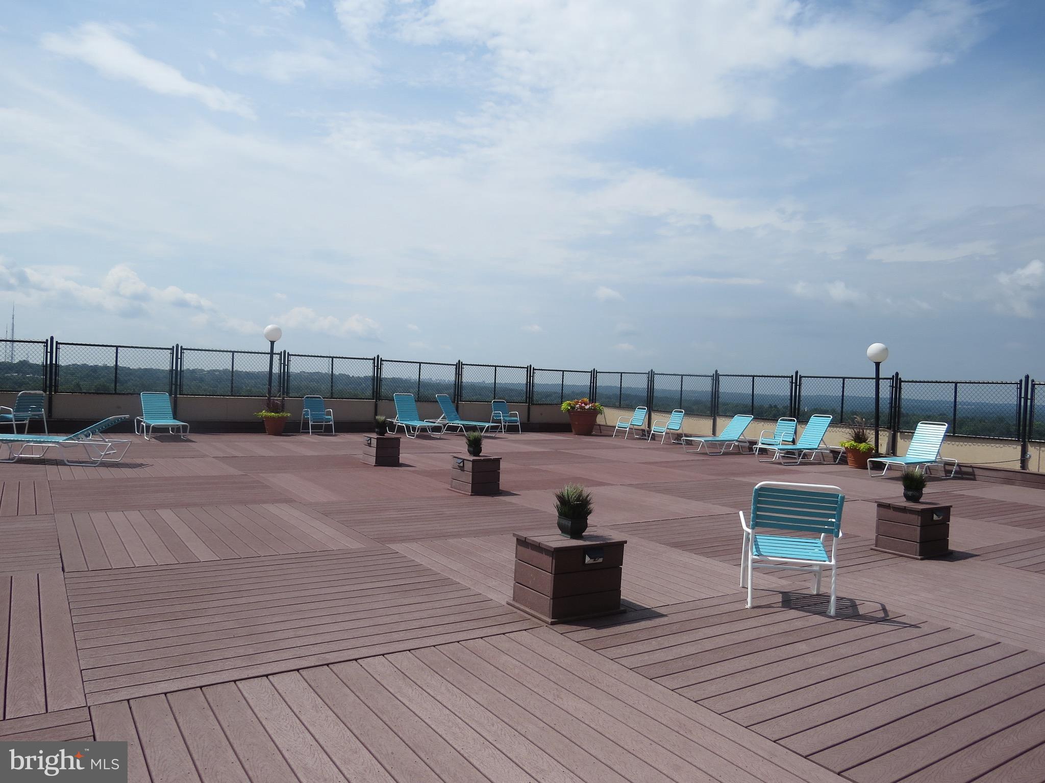 WILLOUGHBY OF CHEVY CHASE - Residential