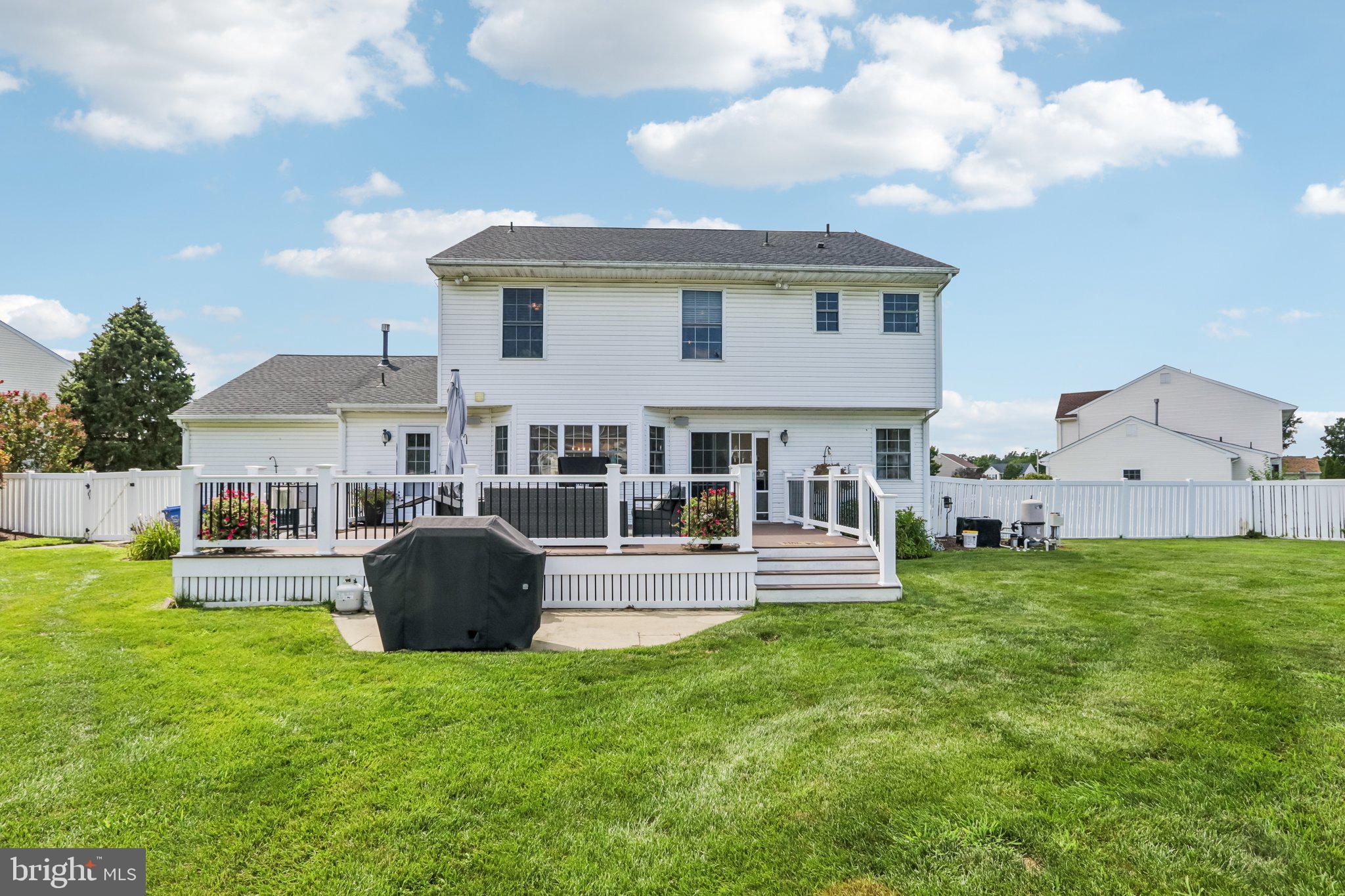 125 HORSESHOE DRIVE