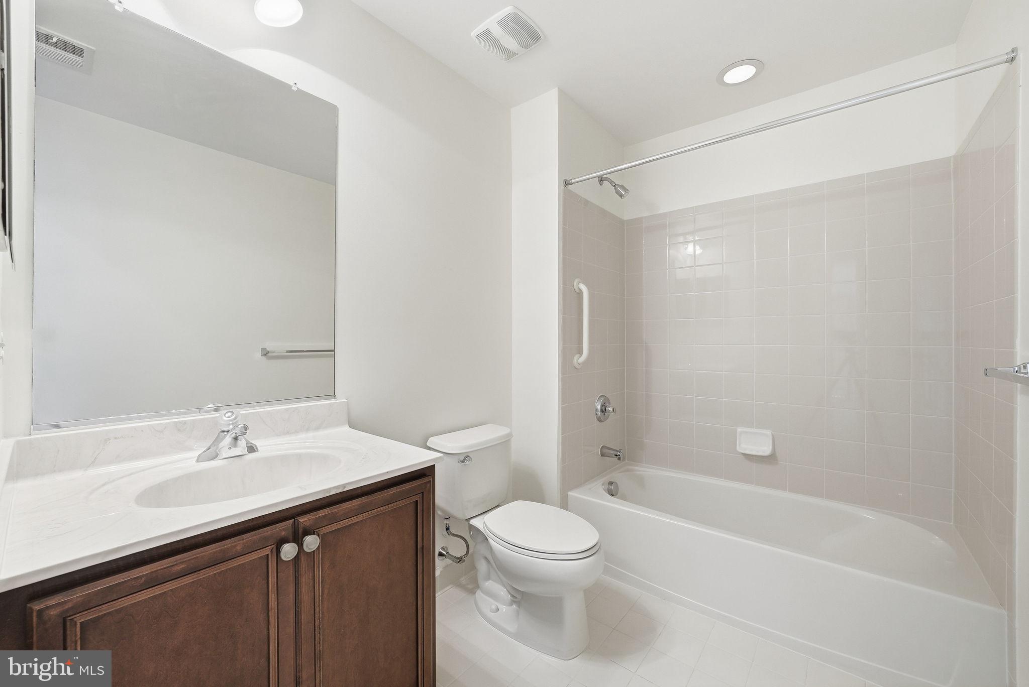 LOUDOUN VALLEY ESTATES 2 - Residential