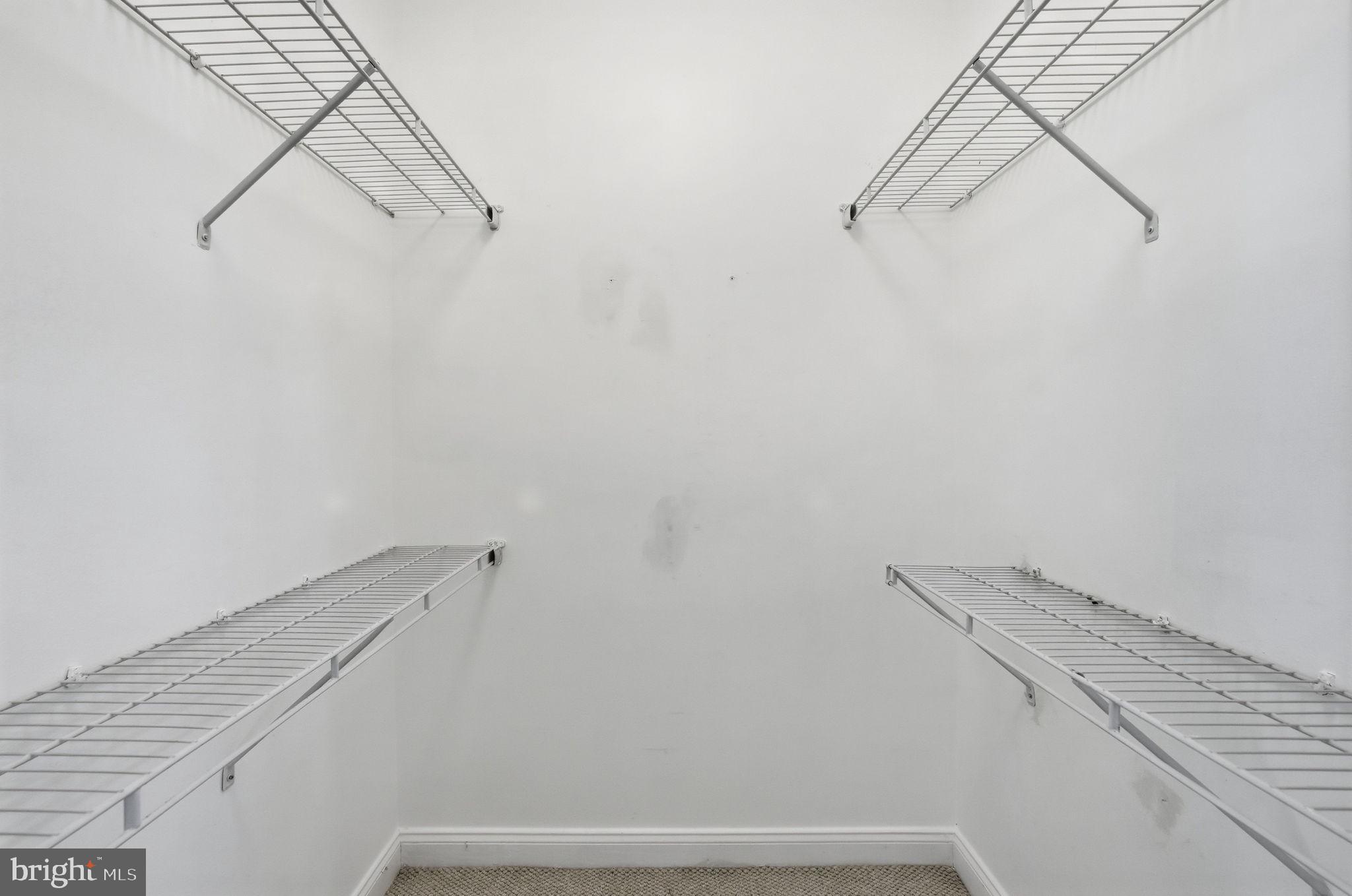 LOUDOUN VALLEY ESTATES 2 - Residential