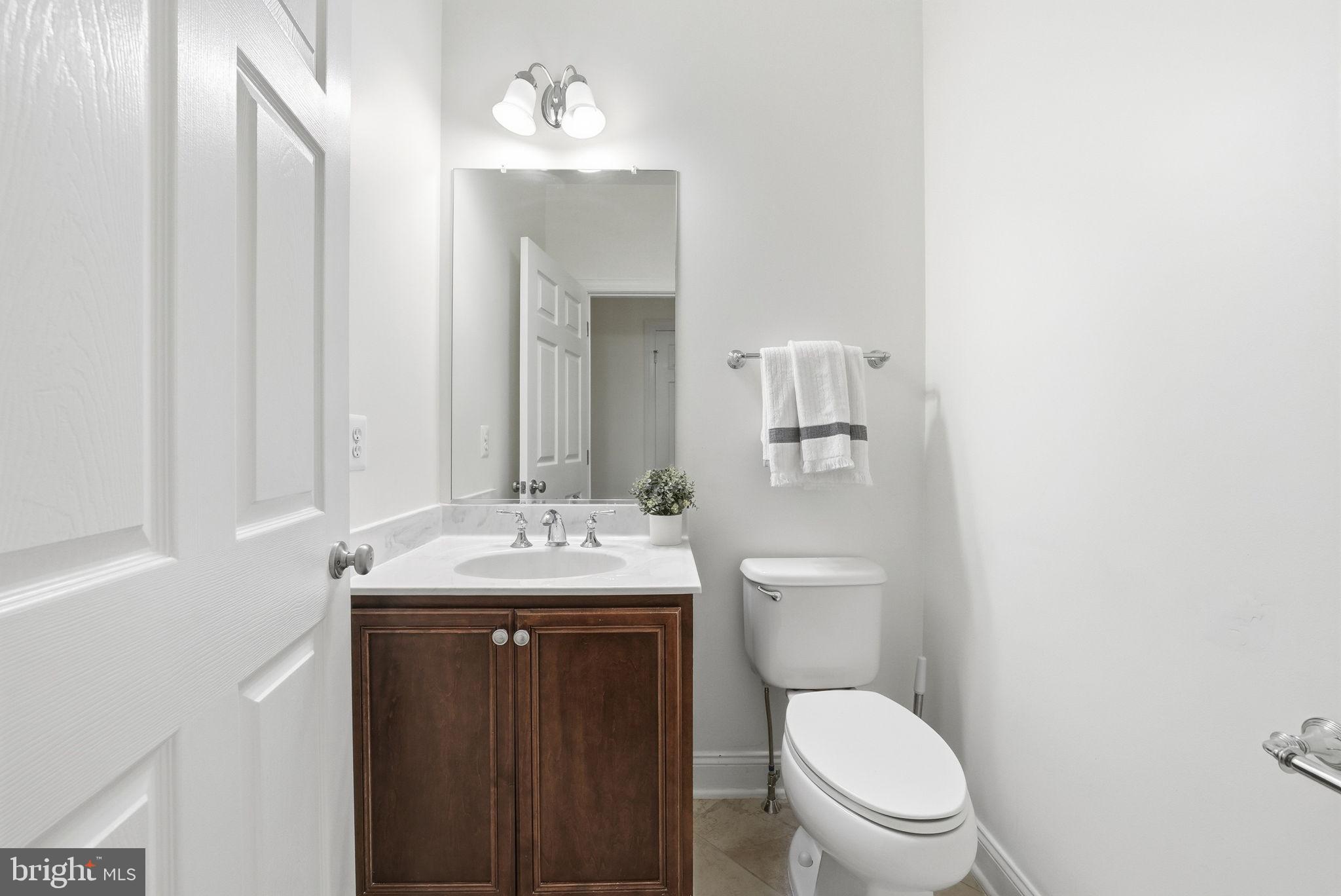 LOUDOUN VALLEY ESTATES 2 - Residential