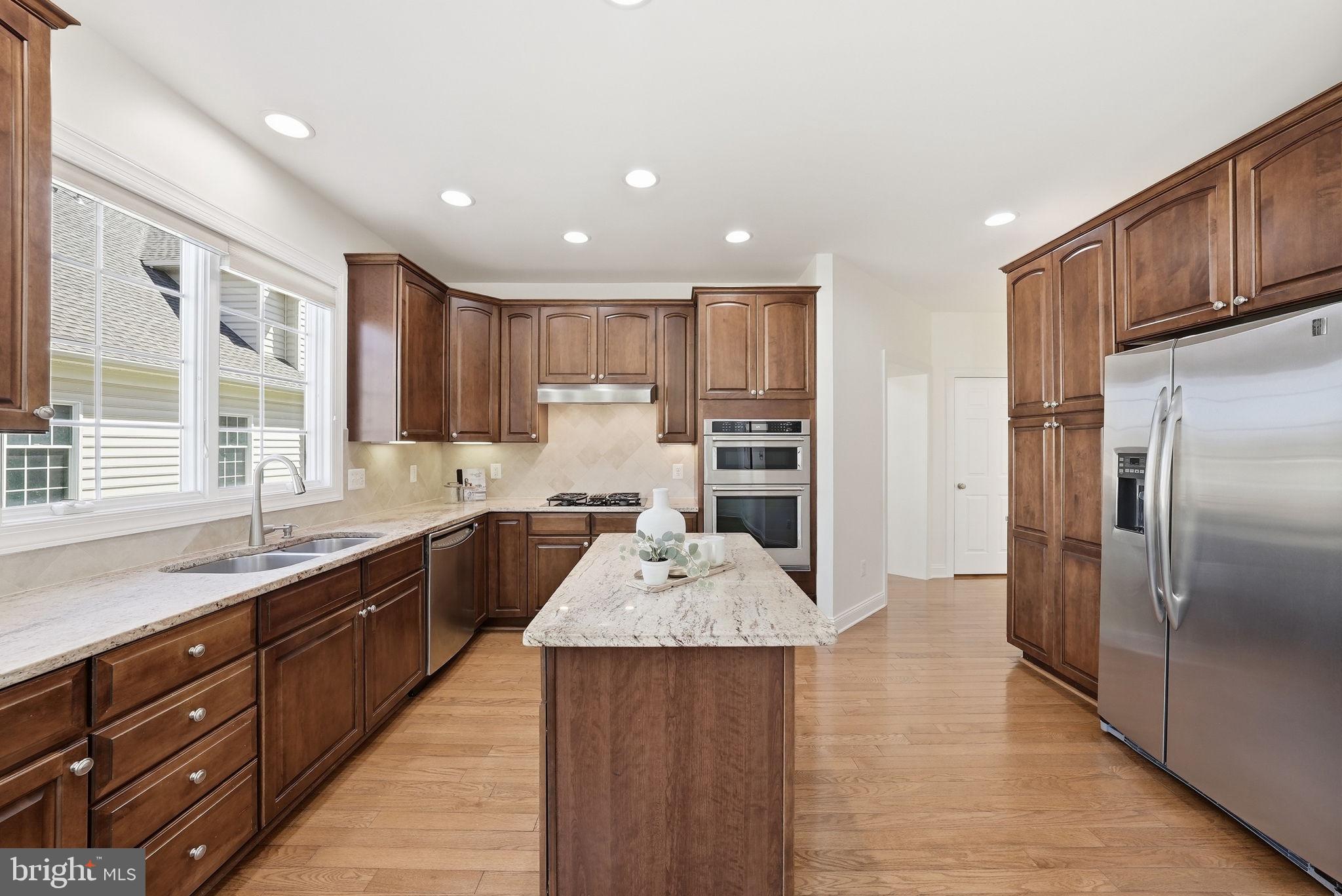 LOUDOUN VALLEY ESTATES 2 - Residential