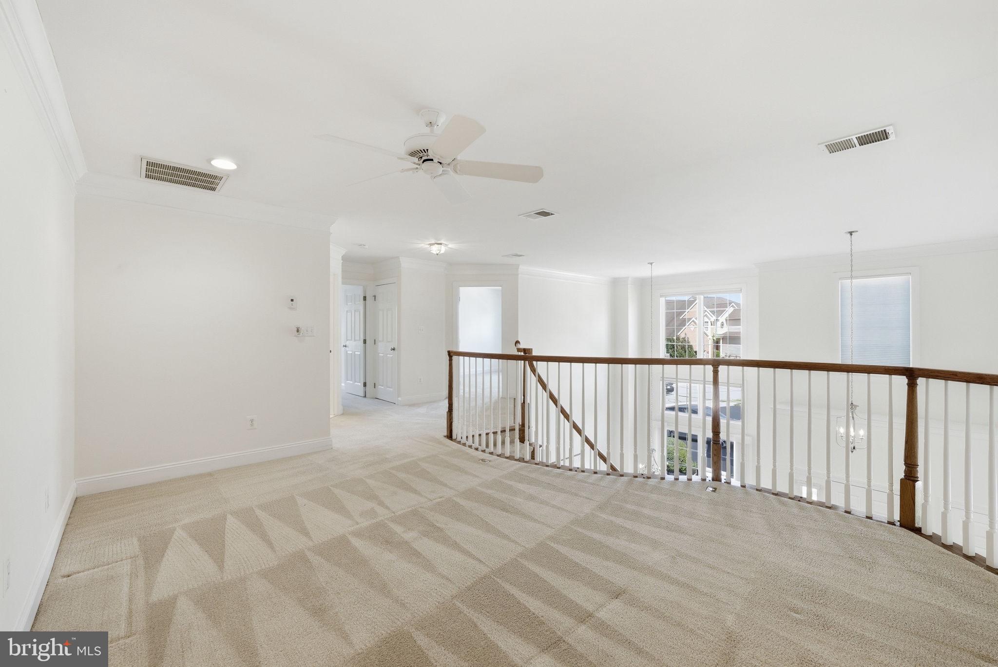 LOUDOUN VALLEY ESTATES 2 - Residential