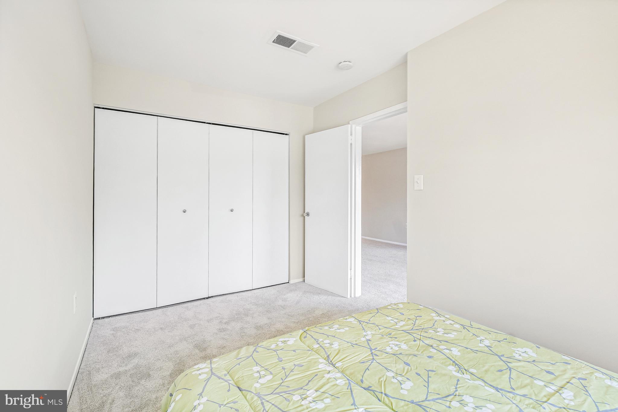VILLA RIDGE CONDOMINIUM - Residential