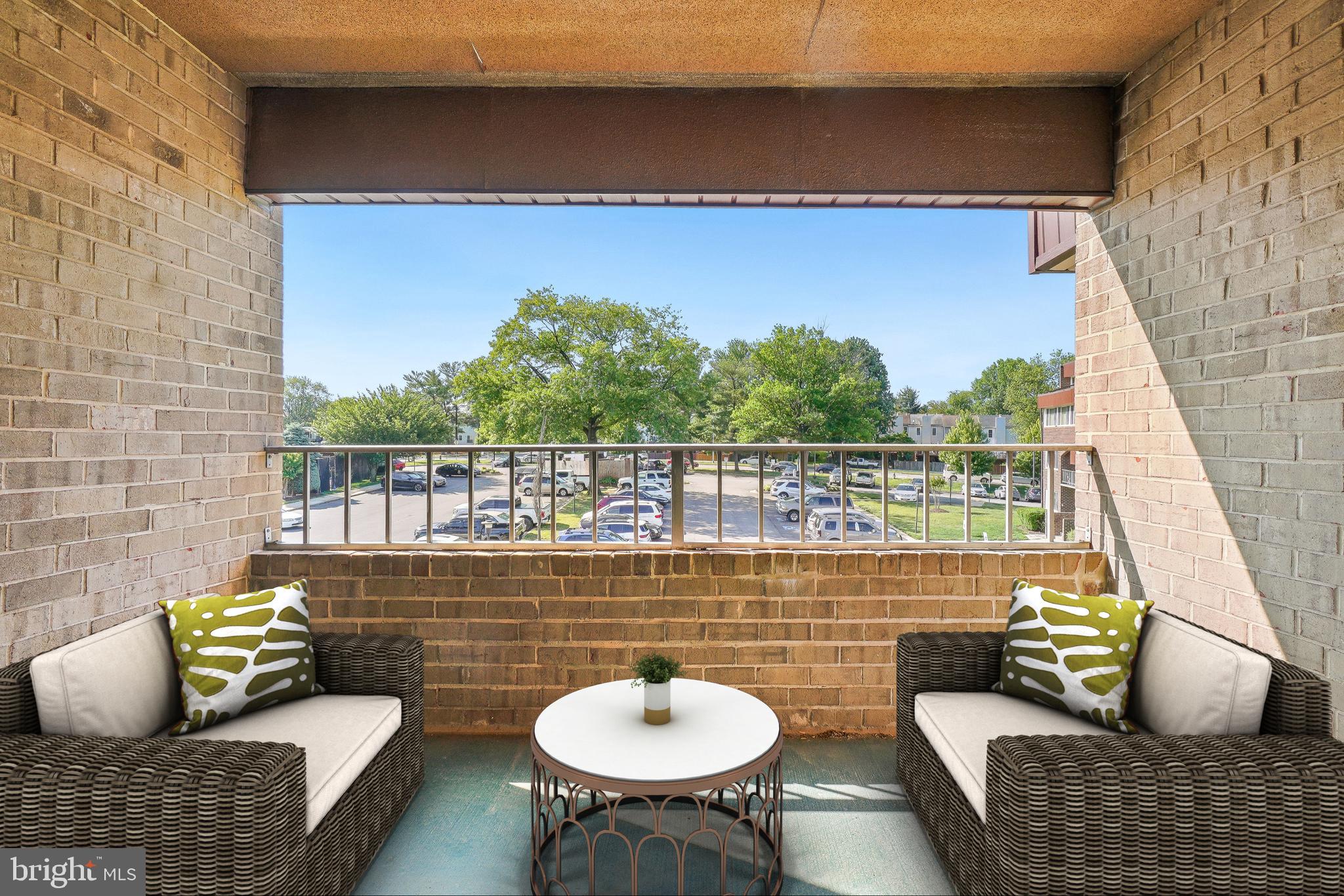 VILLA RIDGE CONDOMINIUM - Residential