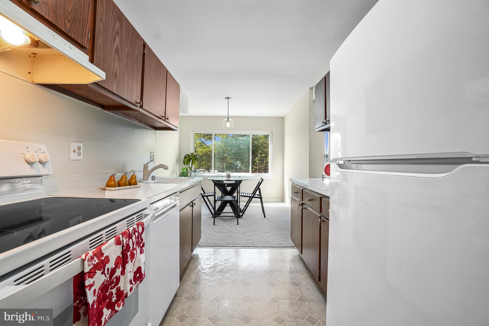 VILLA RIDGE CONDOMINIUM - Residential