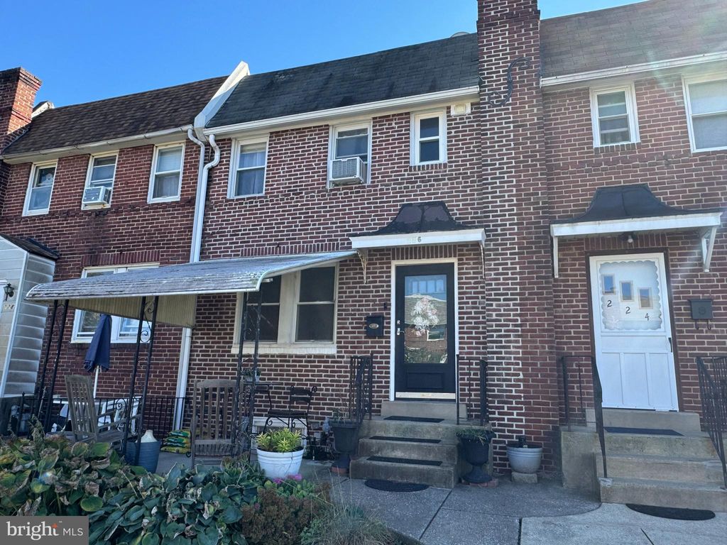 Photo of 226 E Greenwood Avenue, LANSDOWNE, PA 19050 (MLS # PADE2101362)