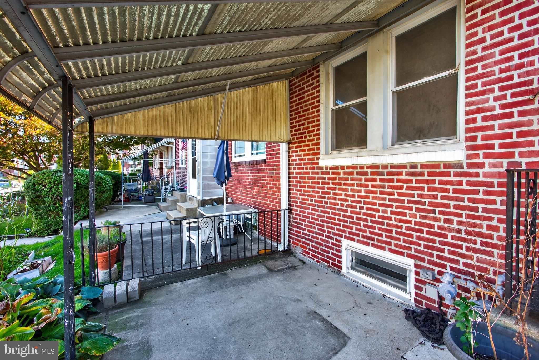 226 E GREENWOOD AVENUE