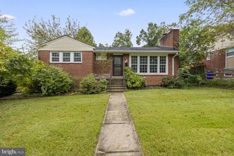 2600 Plyers Mill Rd, Silver Spring, MD 20902 - #: MDMC2240854