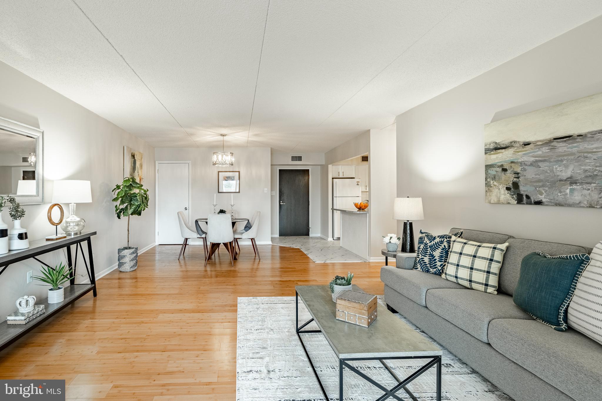 VALLEY FORGE TOWER - Residential