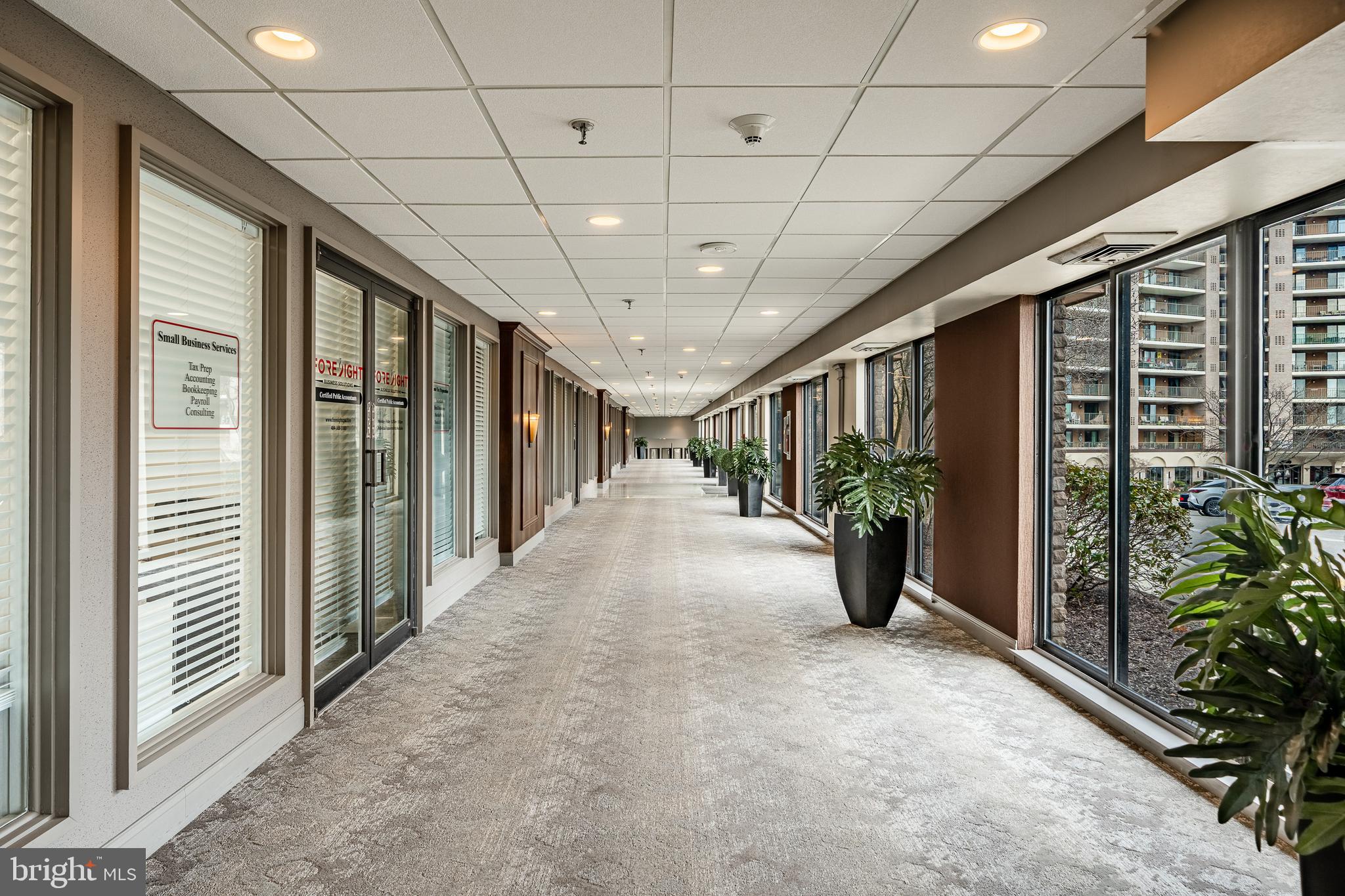 VALLEY FORGE TOWER - Residential