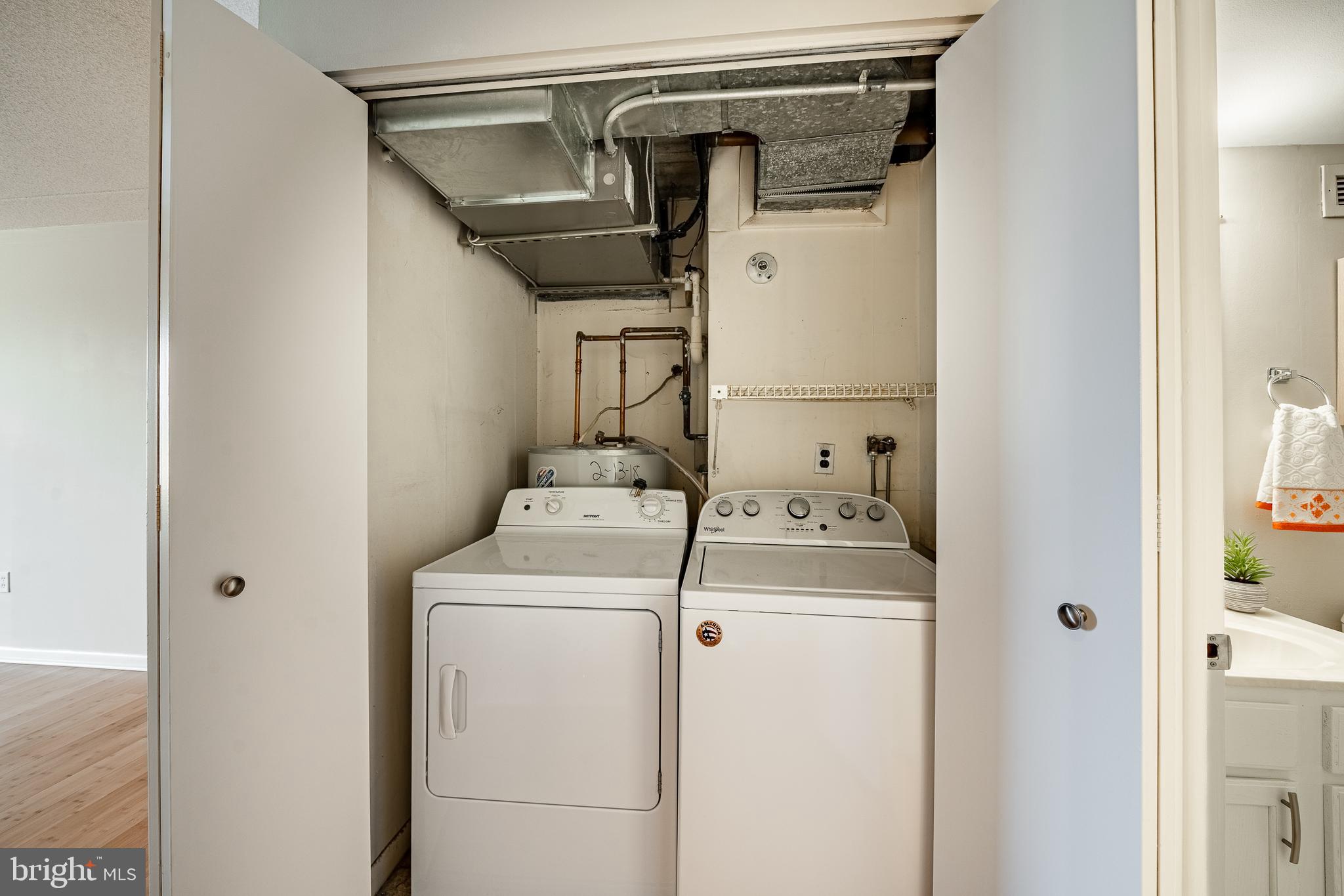 VALLEY FORGE TOWER - Residential