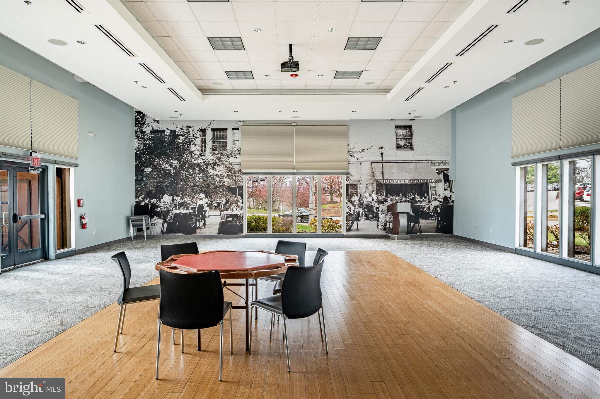 VALLEY FORGE TOWER - Residential