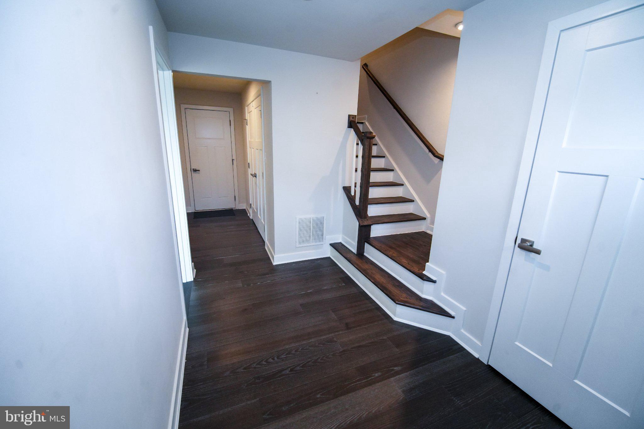 734 ROSEMARY WAY