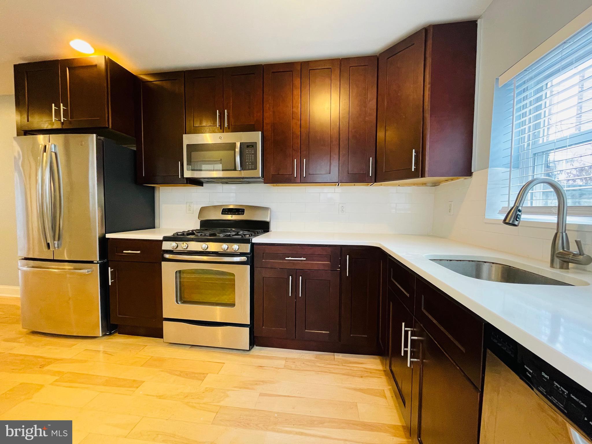 FISHTOWN - Residential Lease