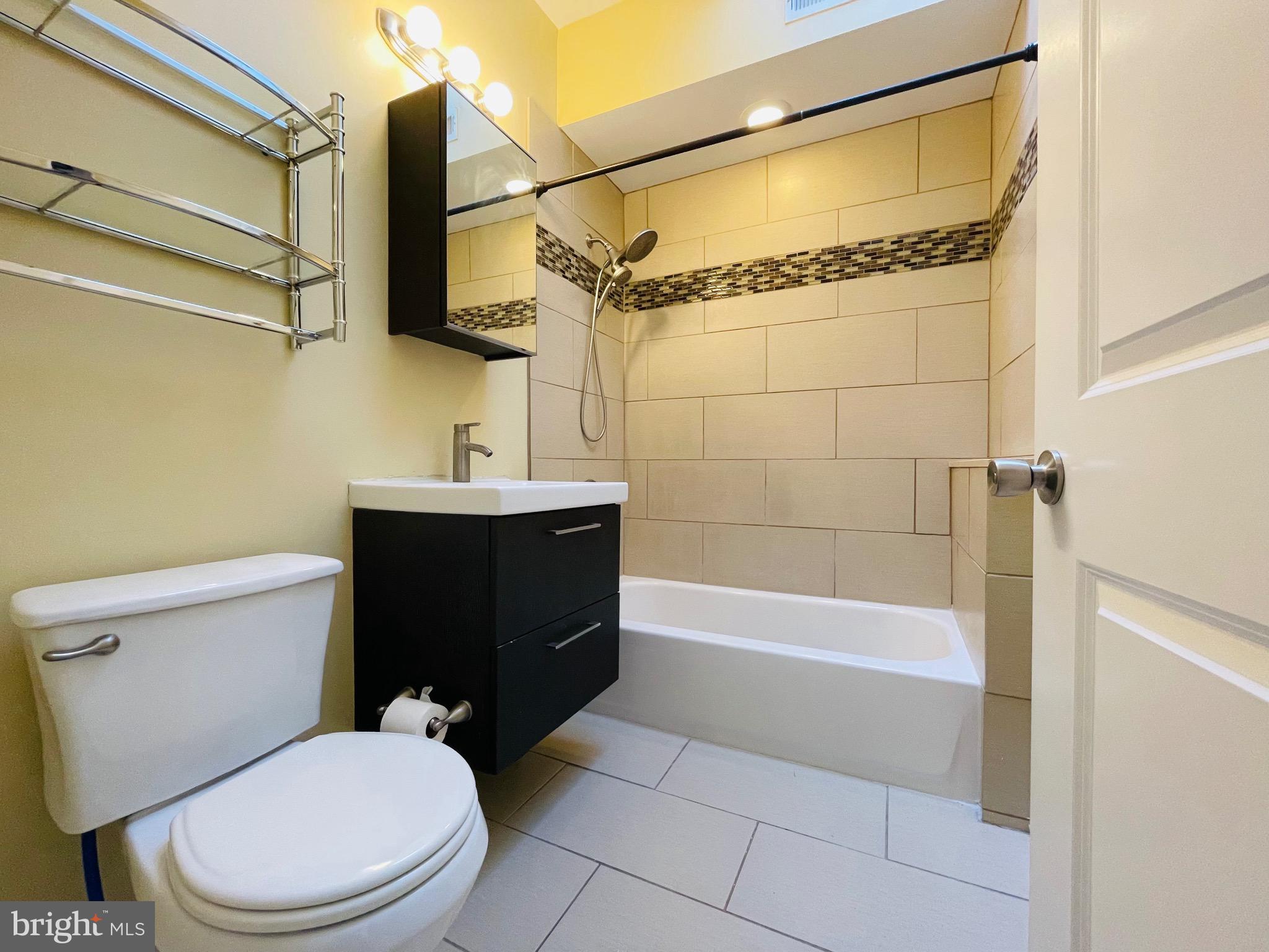 FISHTOWN - Residential Lease