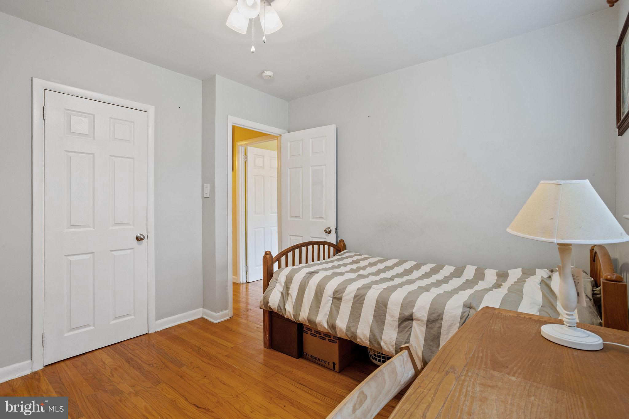 WILLOW MANOR - Residential