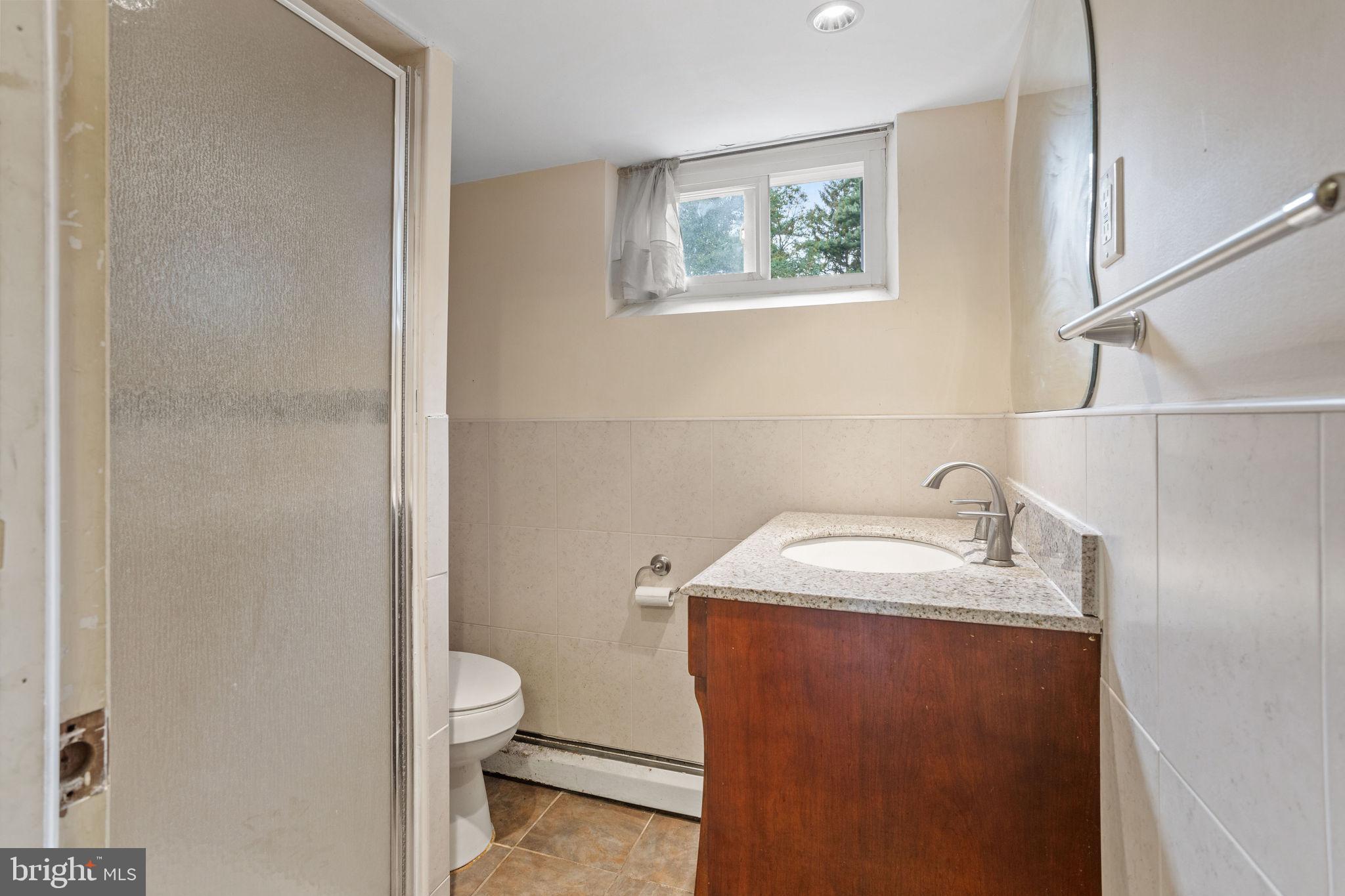 WILLOW MANOR - Residential