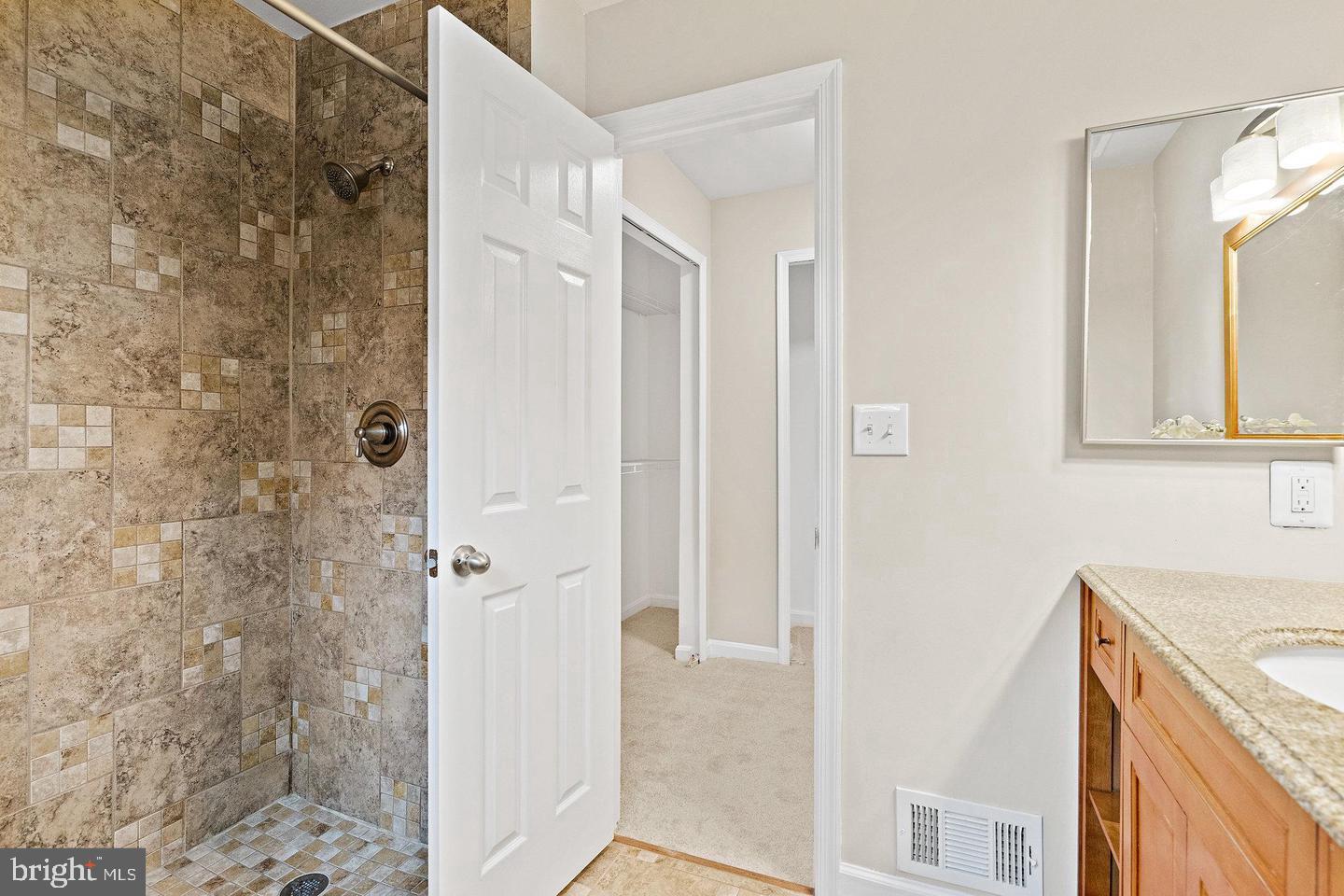 BALDWIN OAKS - Residential