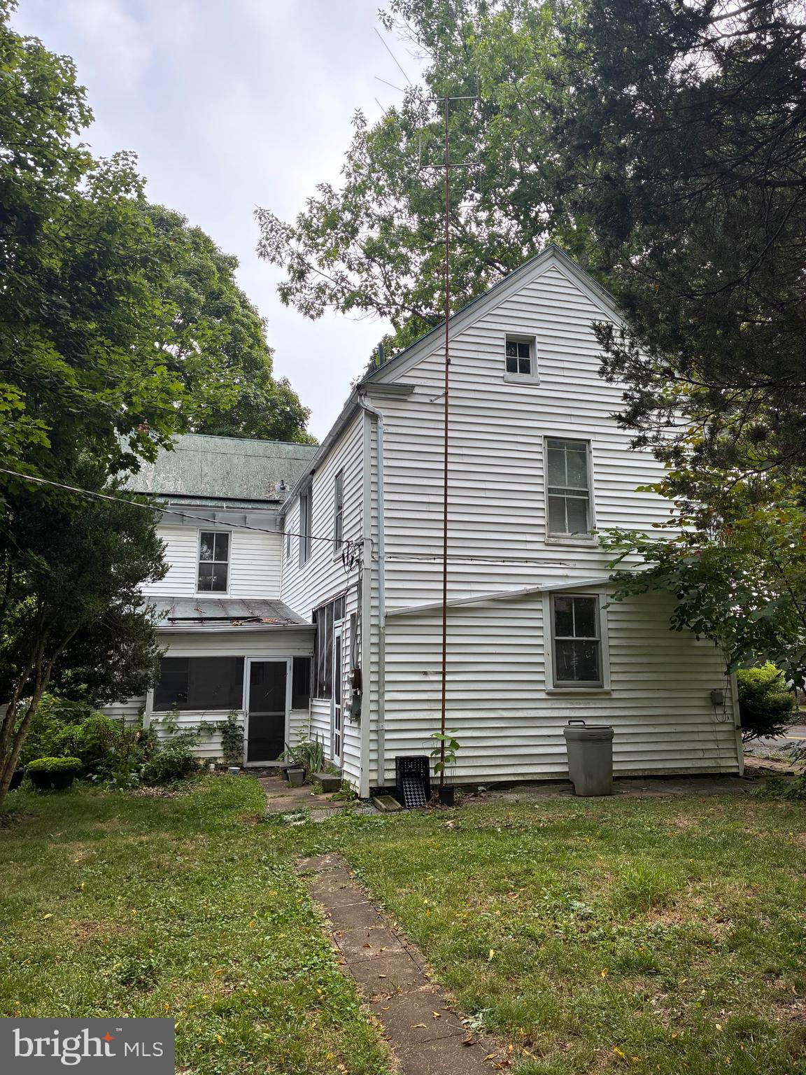 7 OLD PROSPECT AVENUE