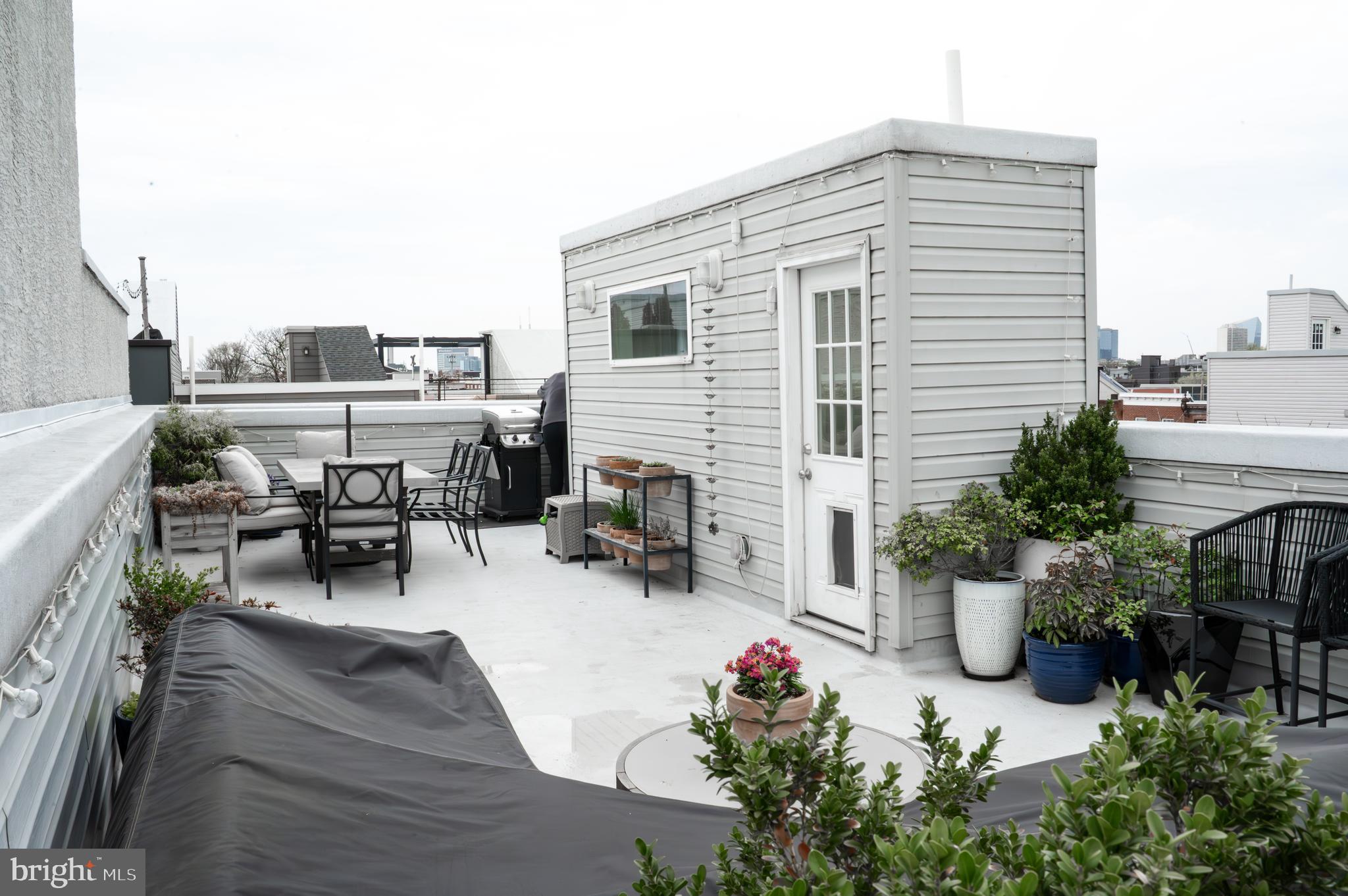 POINT BREEZE - Residential