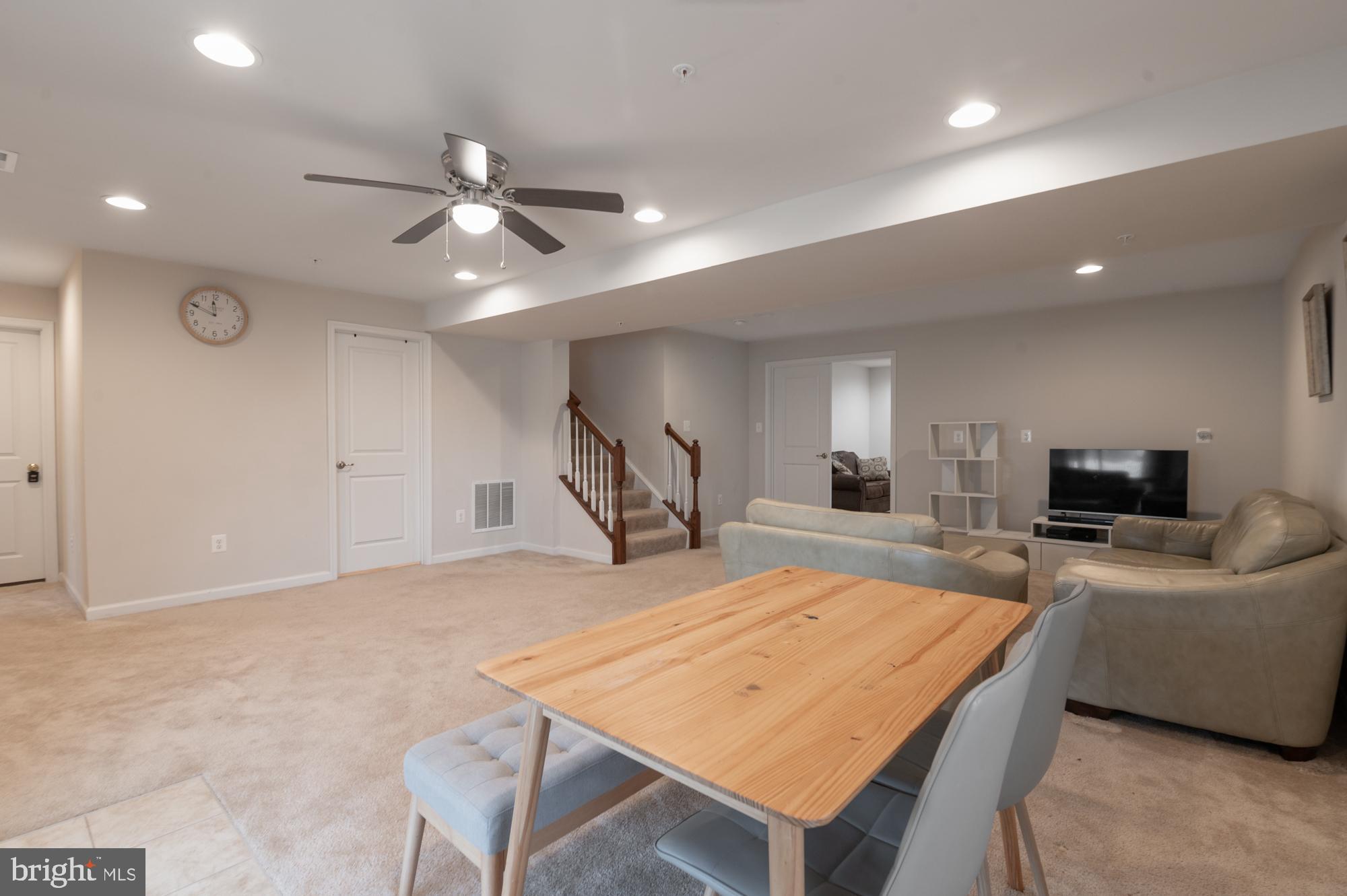 BRUNSWICK CROSSING - Residential Lease