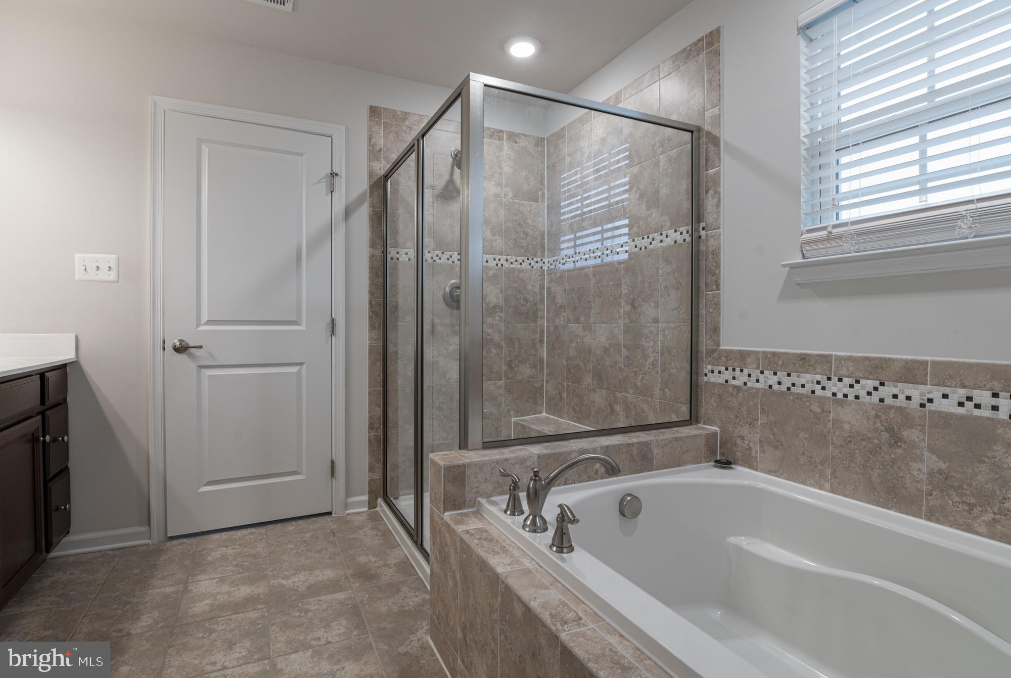 BRUNSWICK CROSSING - Residential Lease