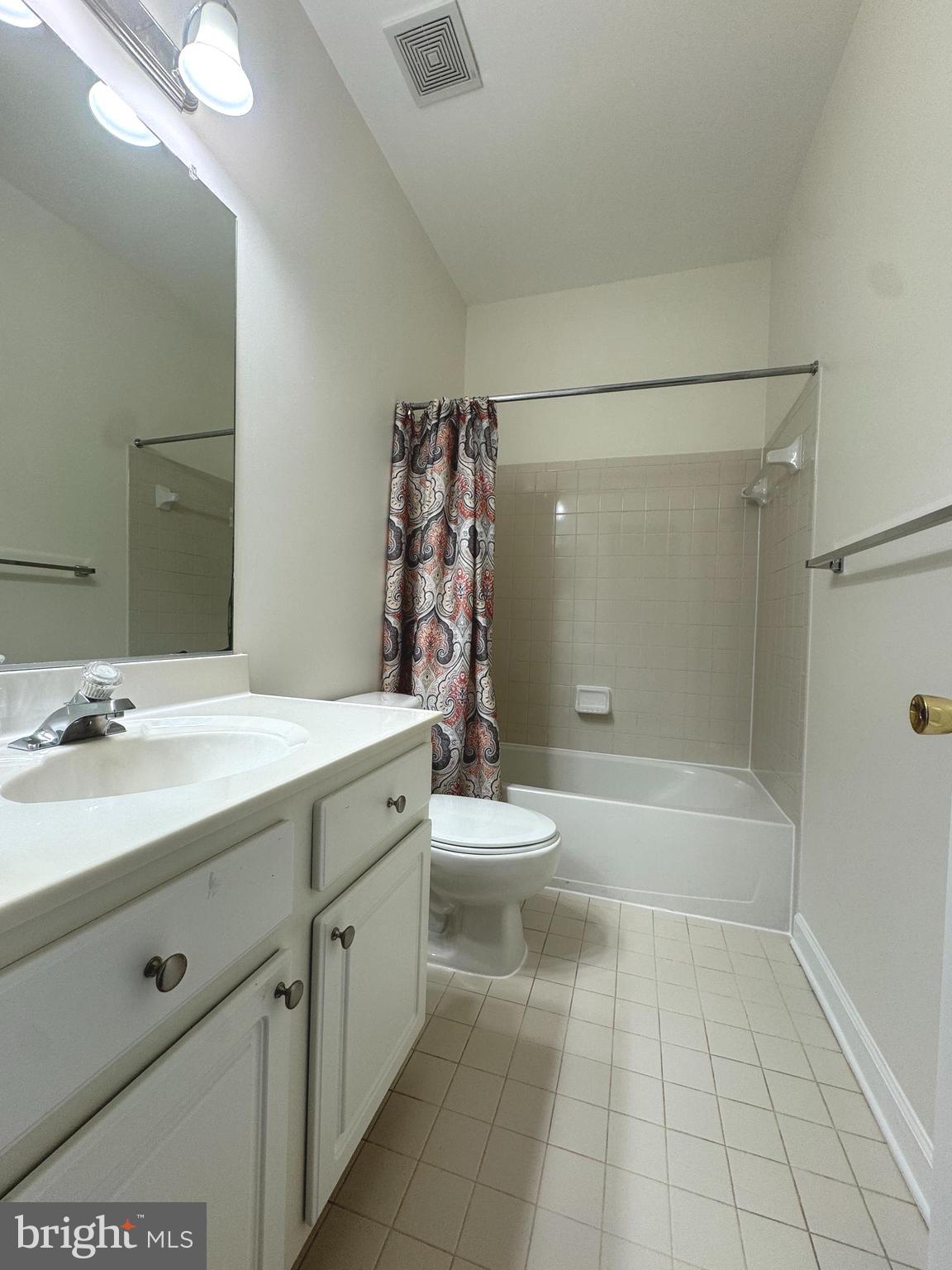 BRAMBLETON LANDBAY 2 - Residential Lease