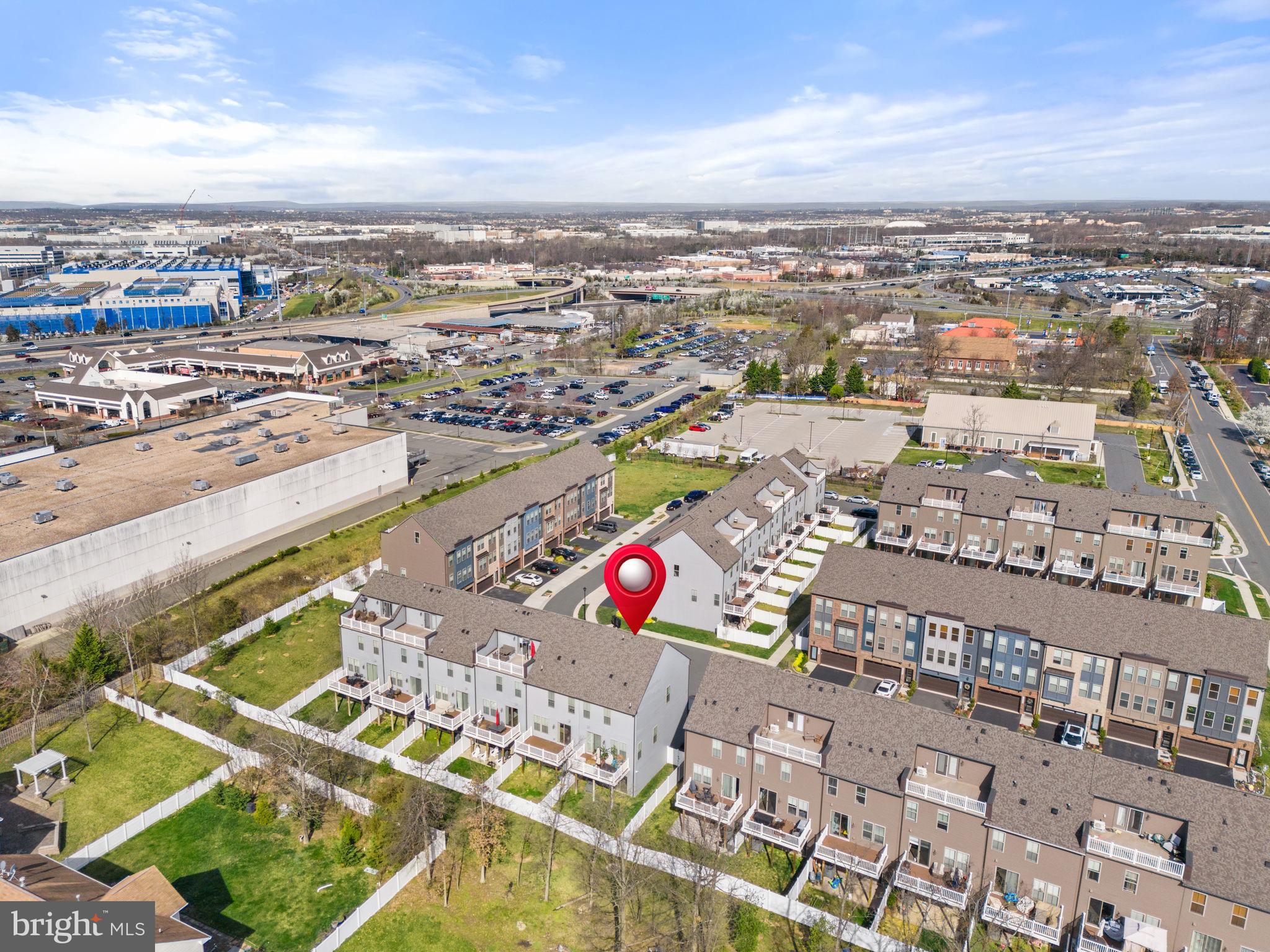 DOMINION TRAIL - Residential