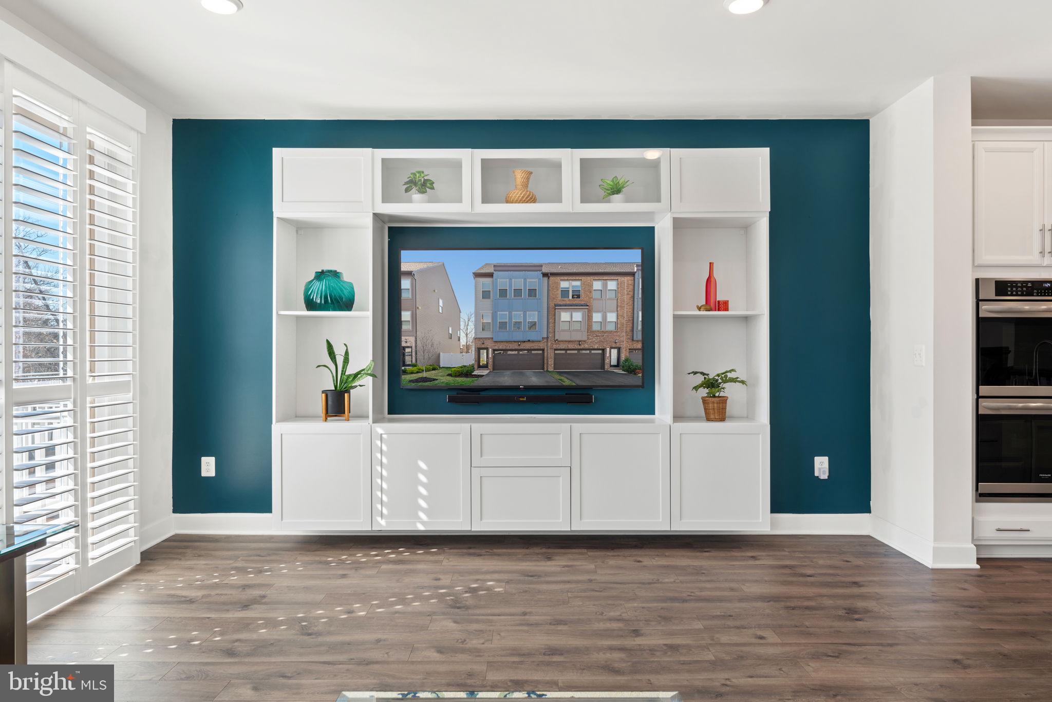 DOMINION TRAIL - Residential