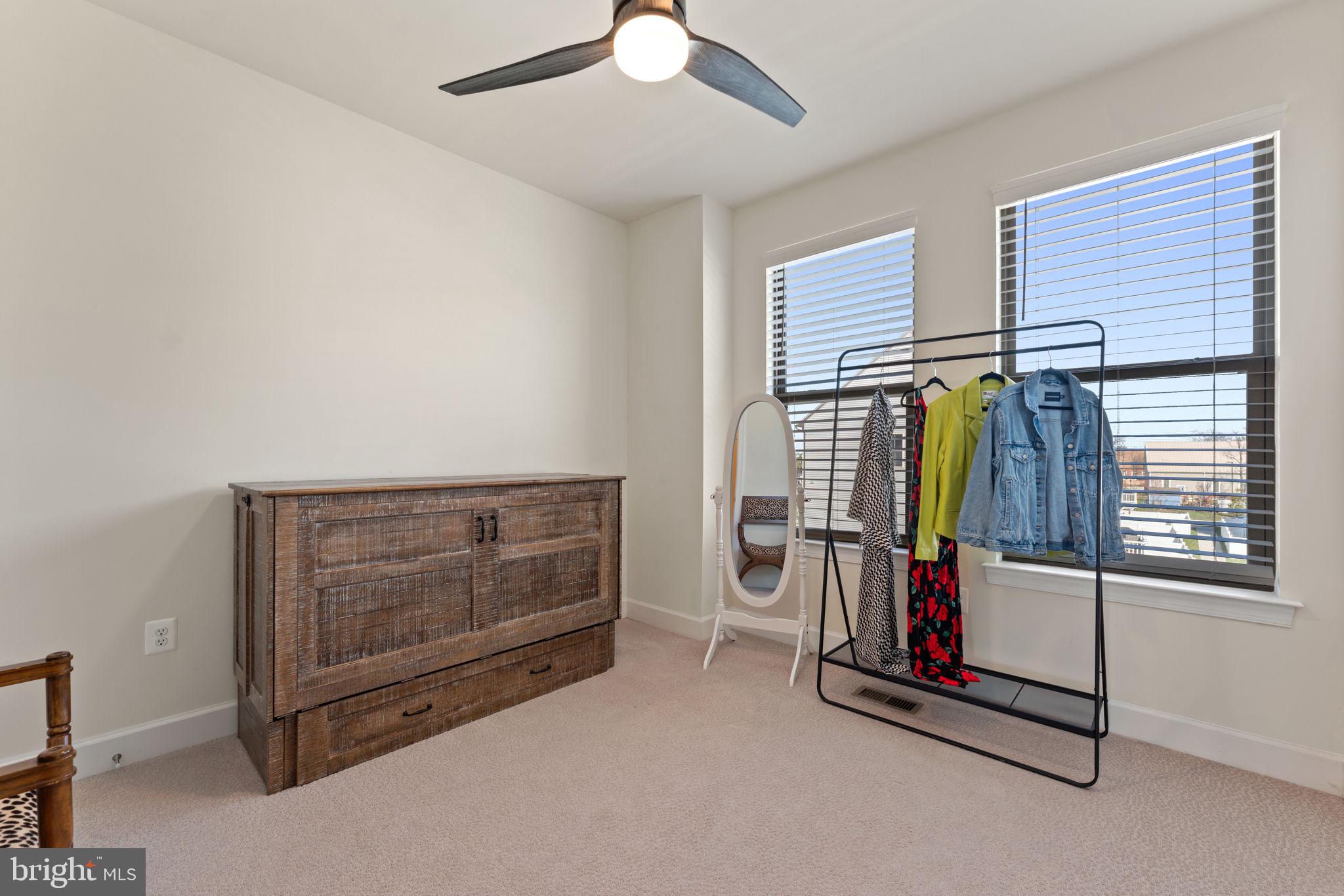 DOMINION TRAIL - Residential