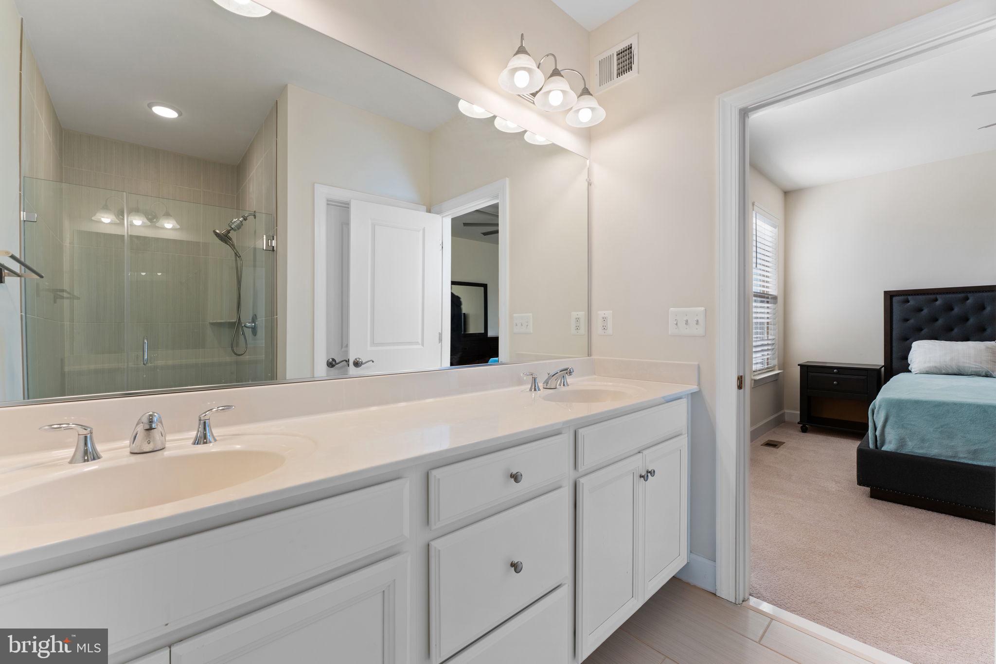 DOMINION TRAIL - Residential