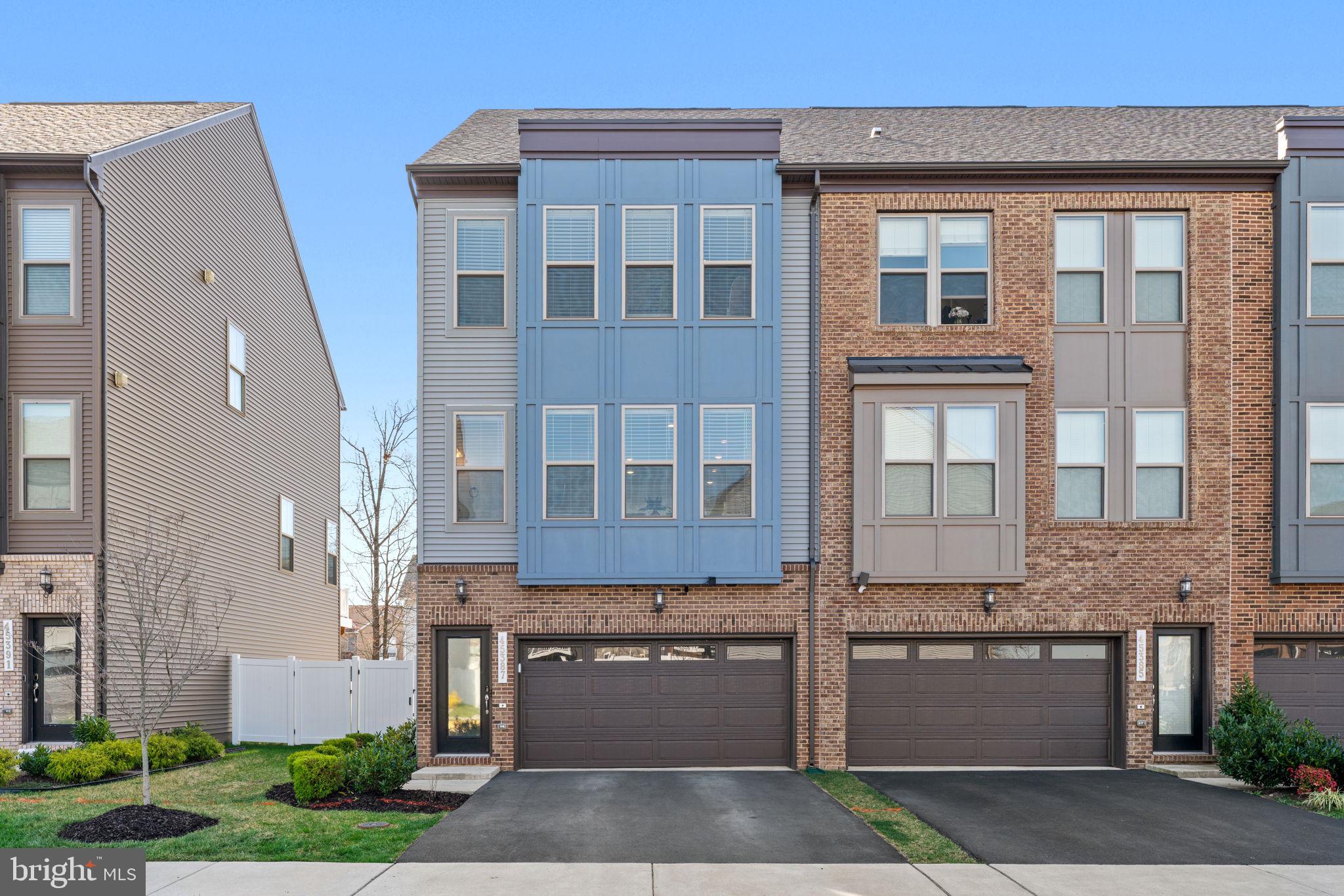 DOMINION TRAIL - Residential