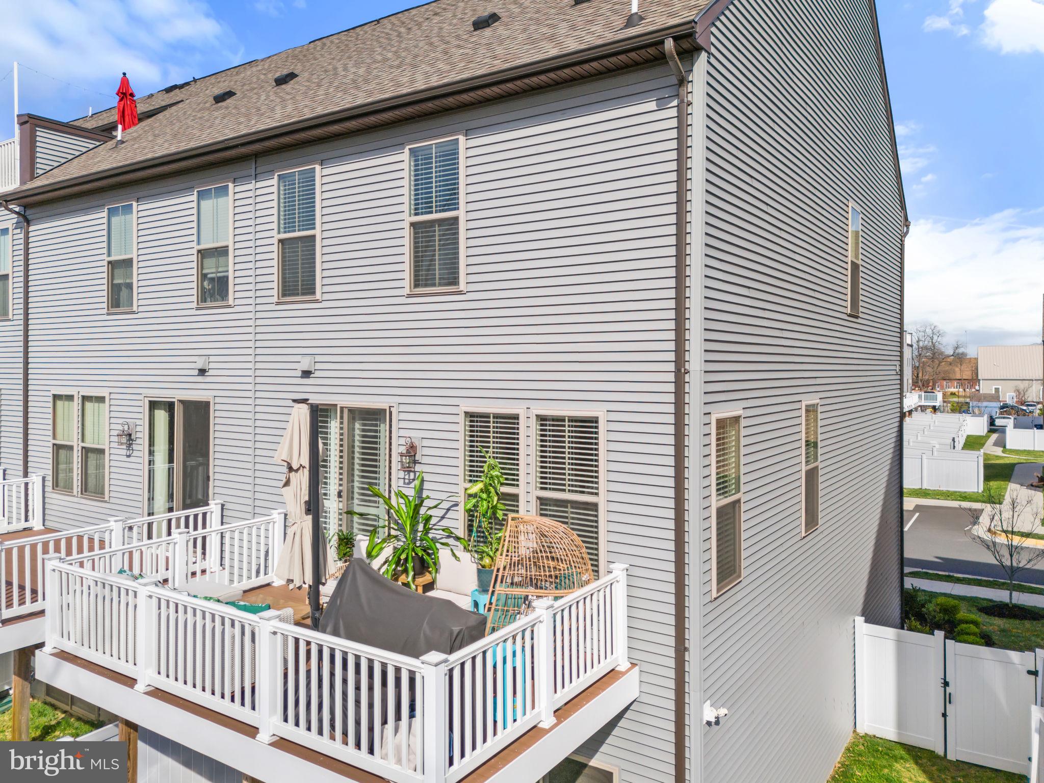 DOMINION TRAIL - Residential