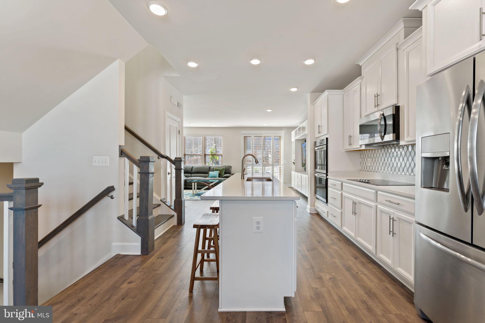 DOMINION TRAIL - Residential