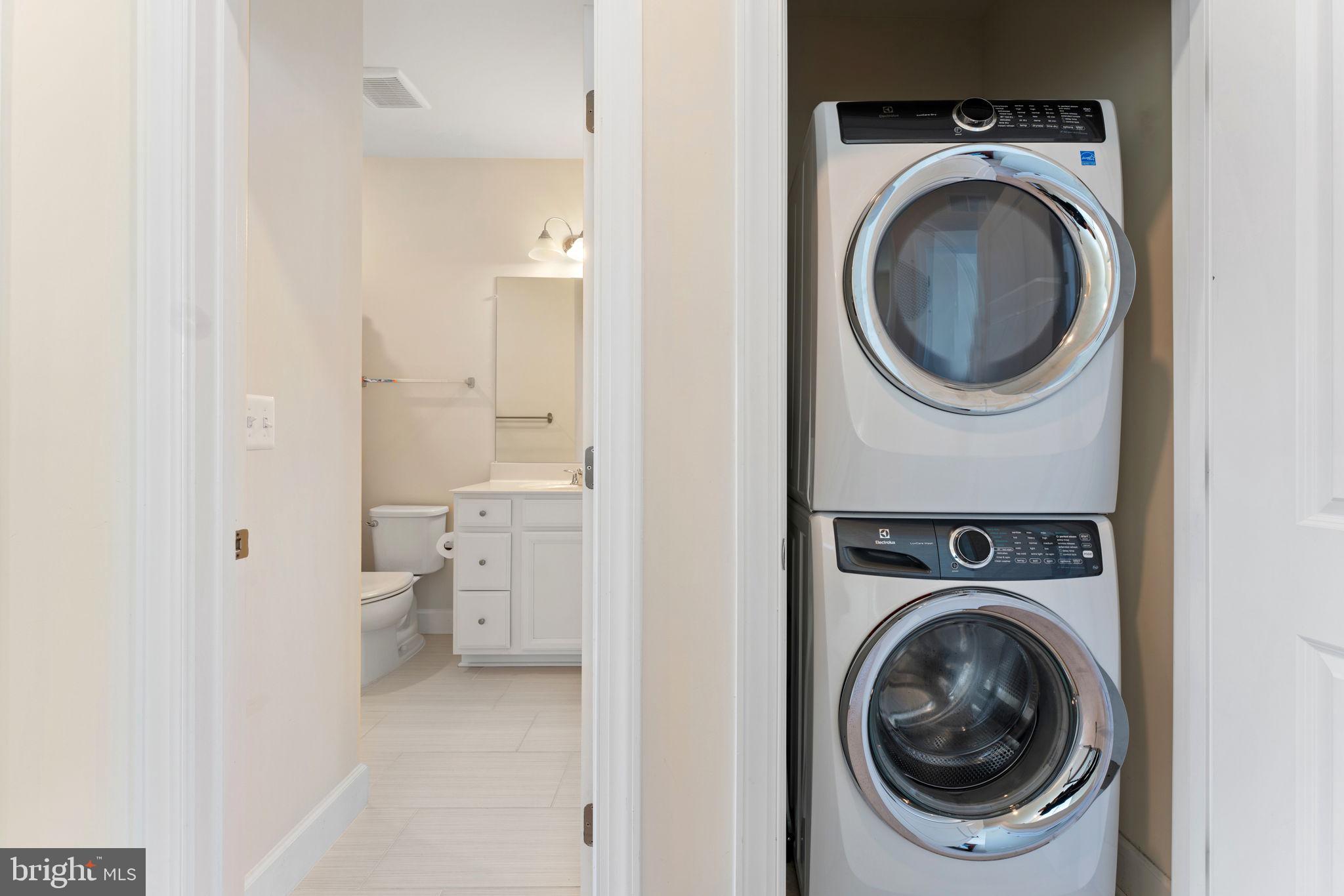 DOMINION TRAIL - Residential