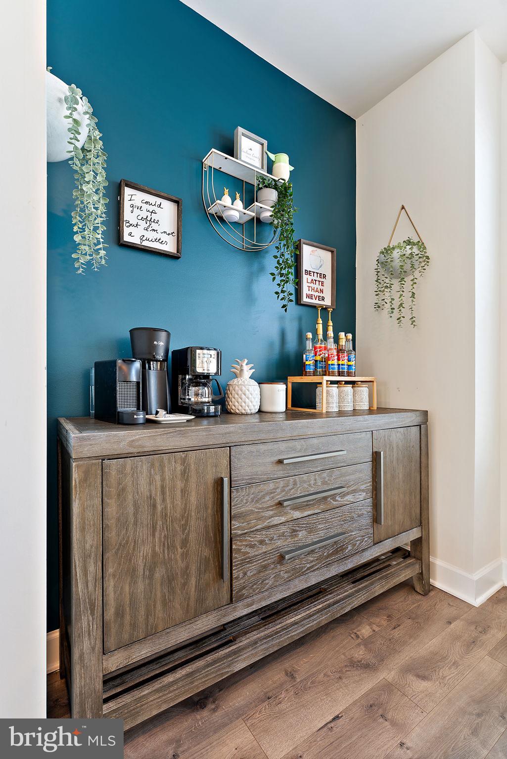 DOMINION TRAIL - Residential