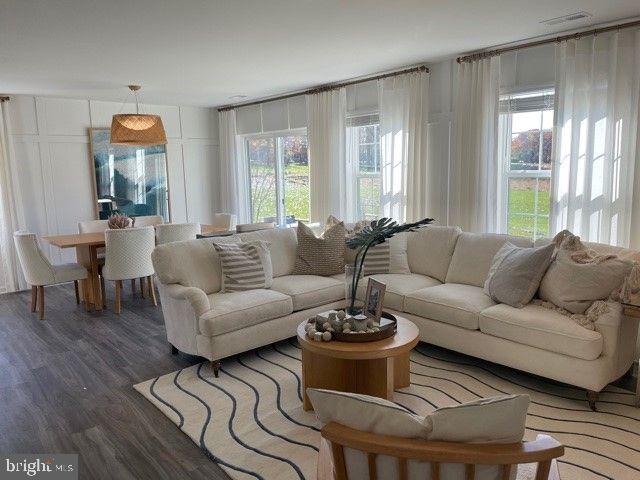 MAGNOLIA SPRINGS - Residential