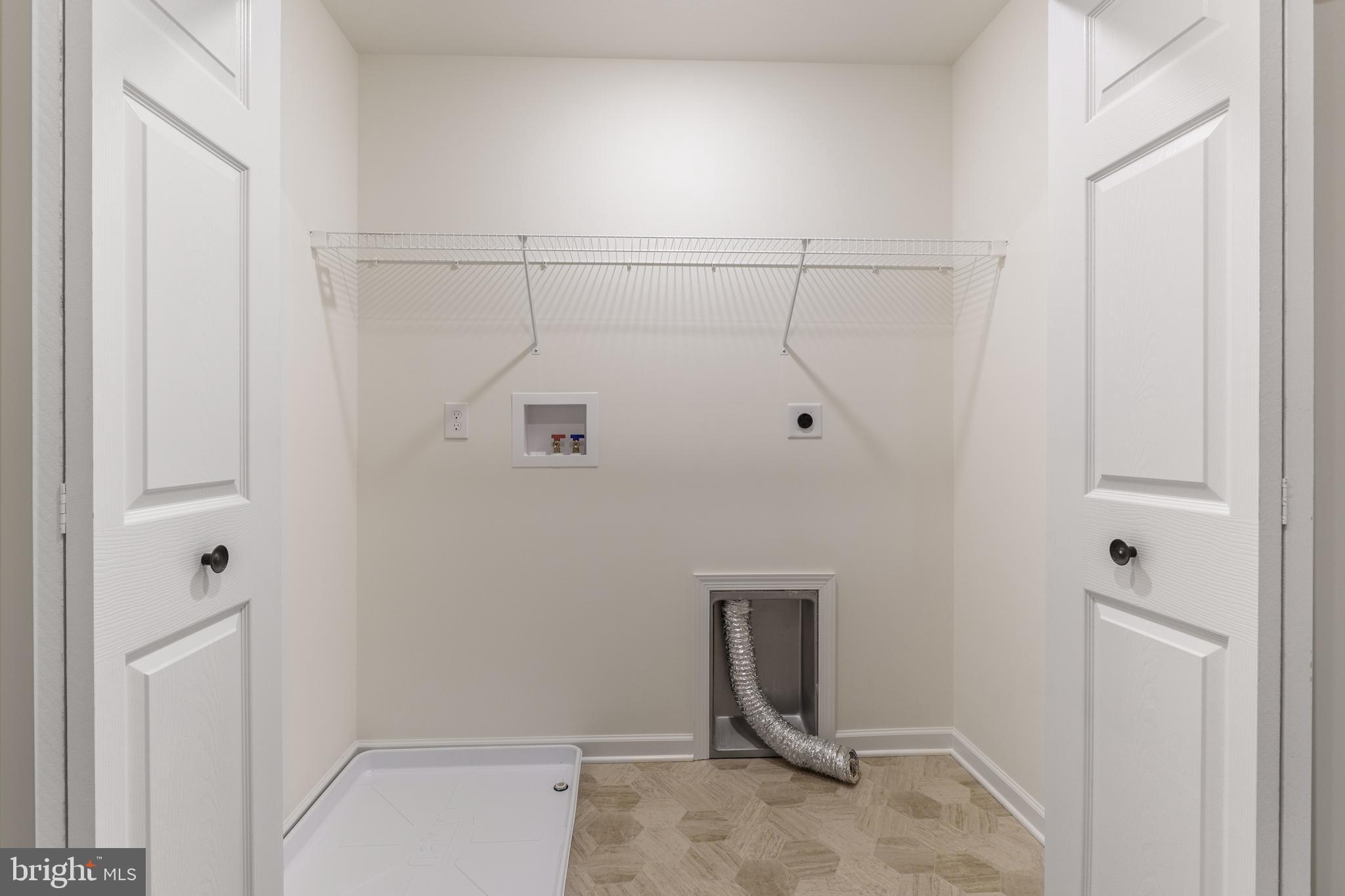 APPLEVIEW ESTATES - Residential