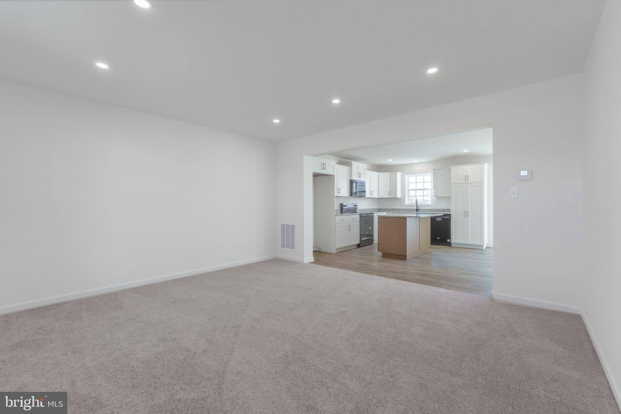 APPLEVIEW ESTATES - Residential