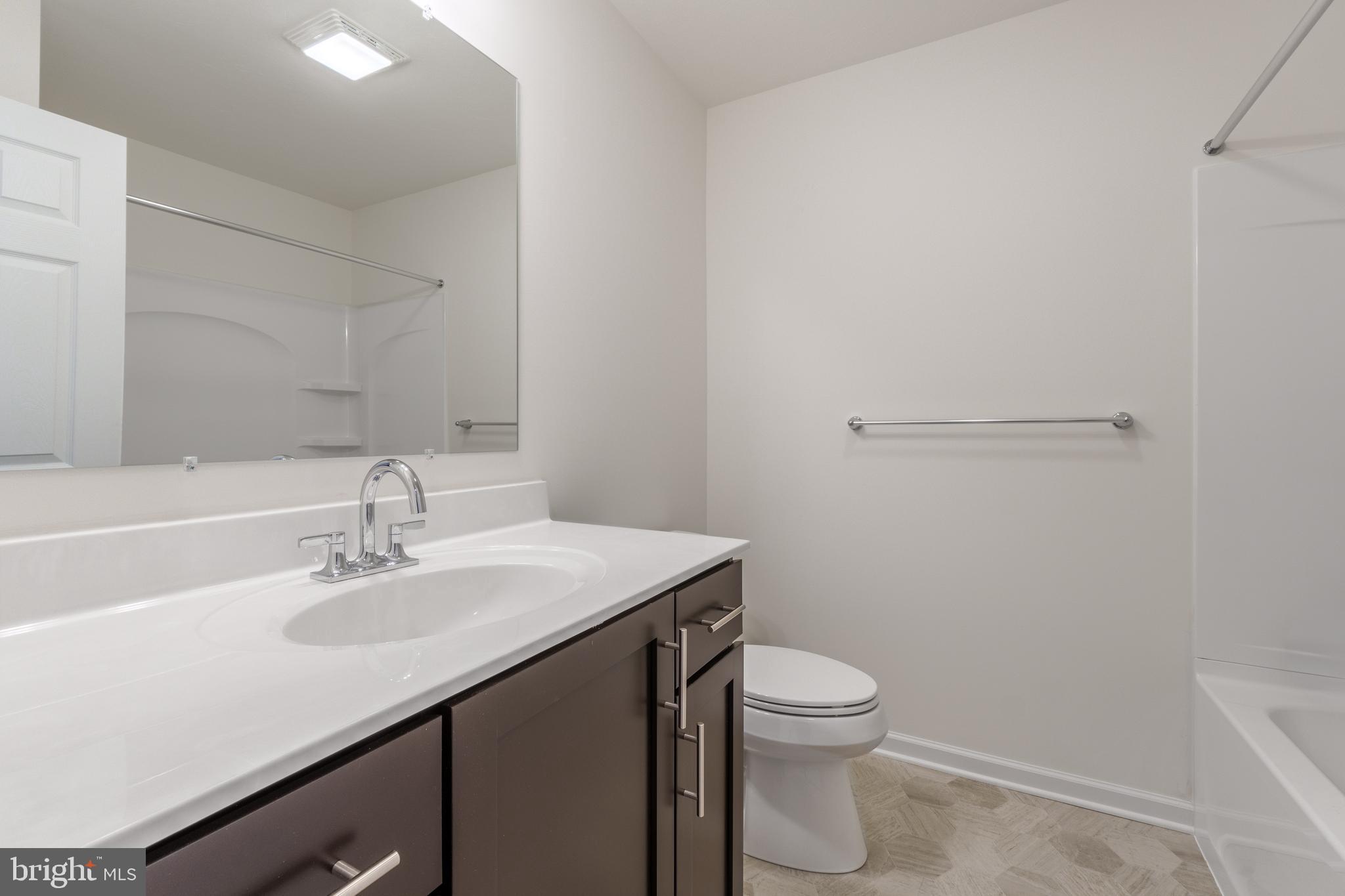 APPLEVIEW ESTATES - Residential